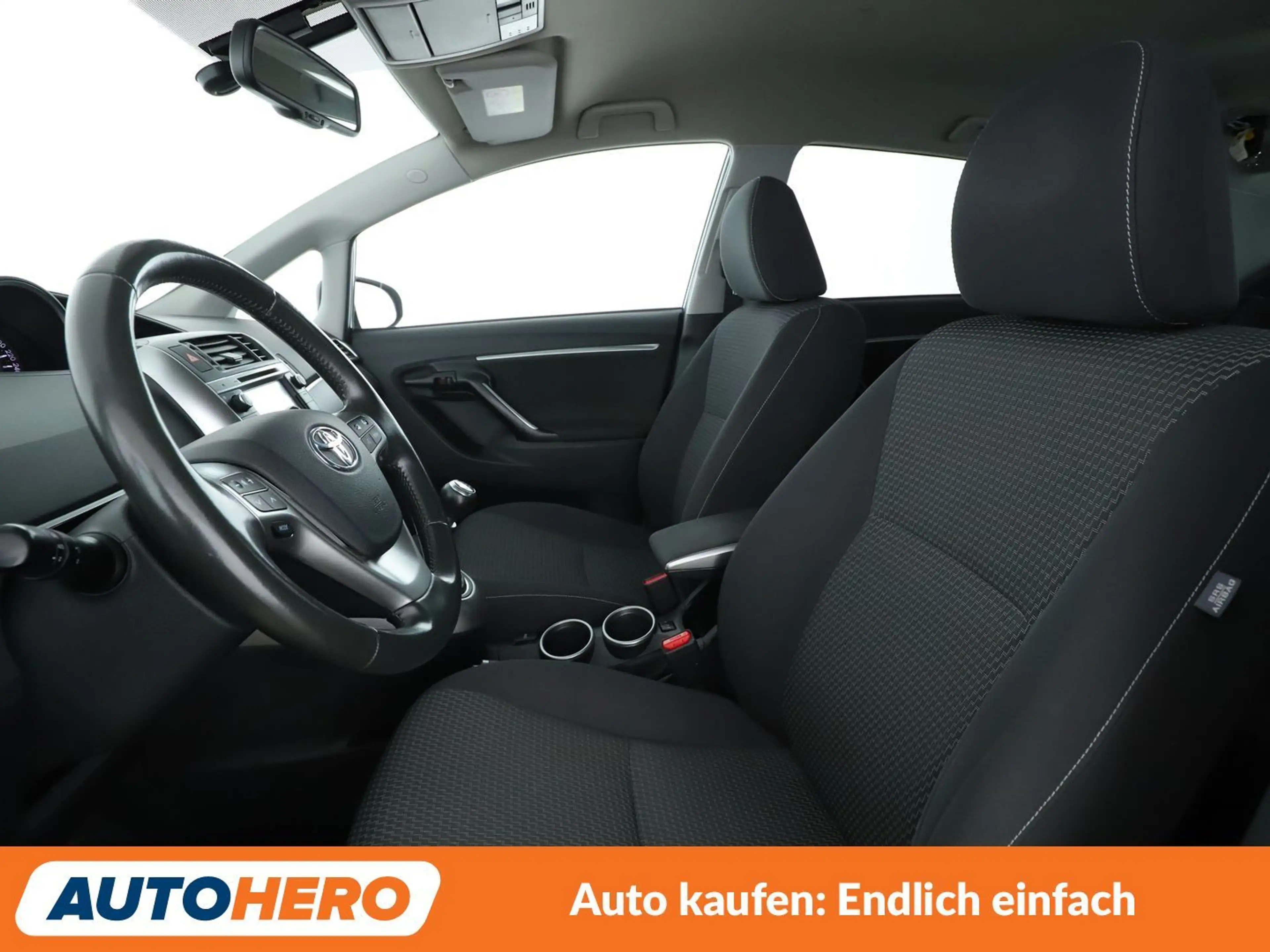 Toyota Verso 1.8 Comfort*TEMPO*CAM*SHZ*LIM*ALU*NAVI*ALU* — photo 10