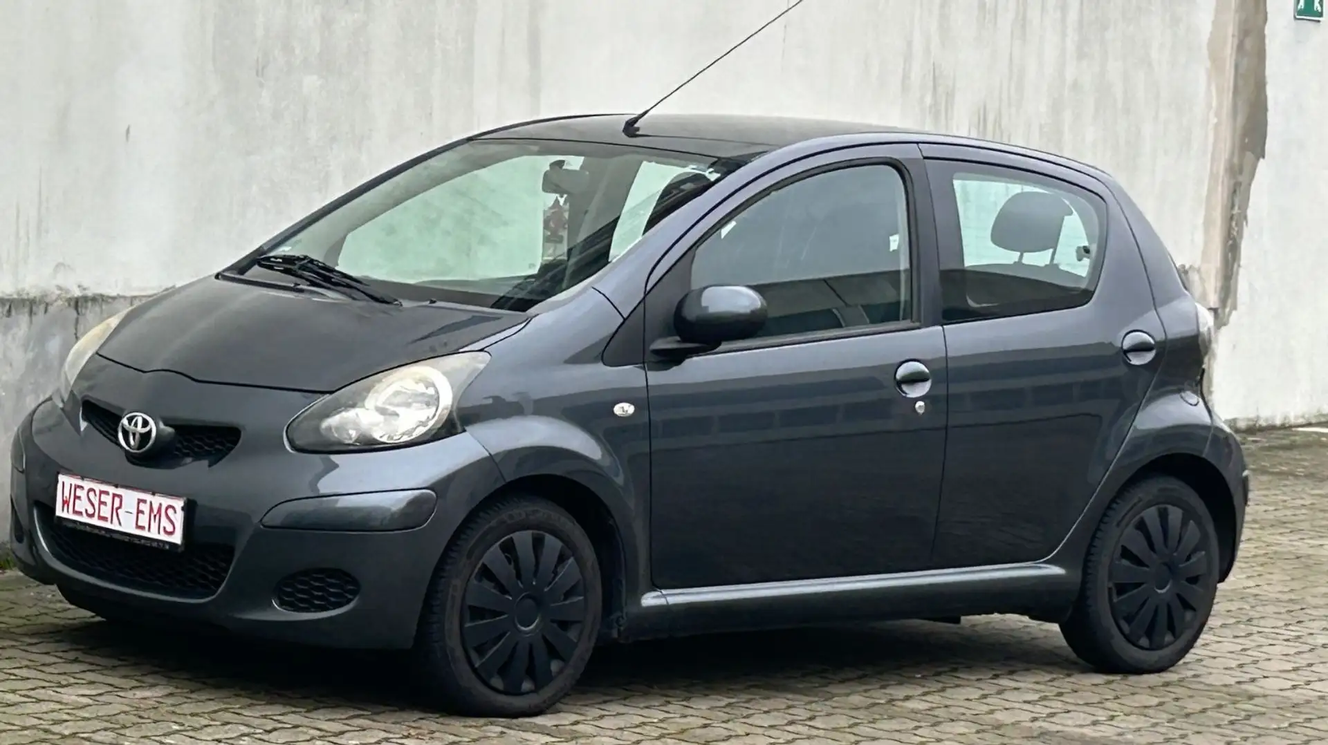 Toyota Aygo AYGO Cool Klima Servo eFH ZV Grijs - 1