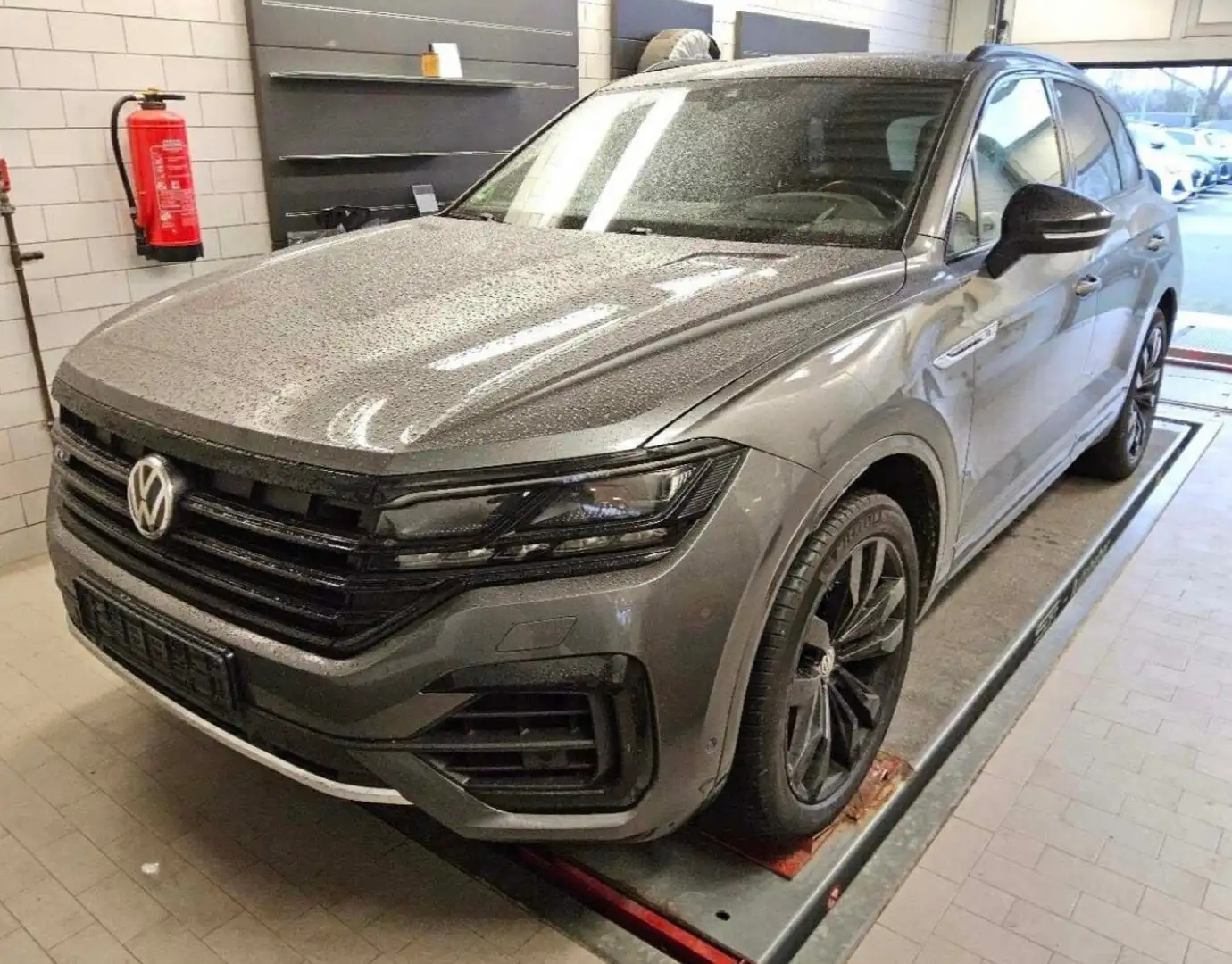 Volkswagen Touareg 3.0 TDI 4M - R-LINE PANO IQ.LIGHT Gris - 1