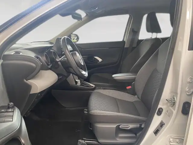 Toyota Yaris view 7