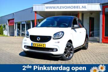 1.0 Passion 5-drs Aut. *28.250km!* Clima|1e Eig|Na
