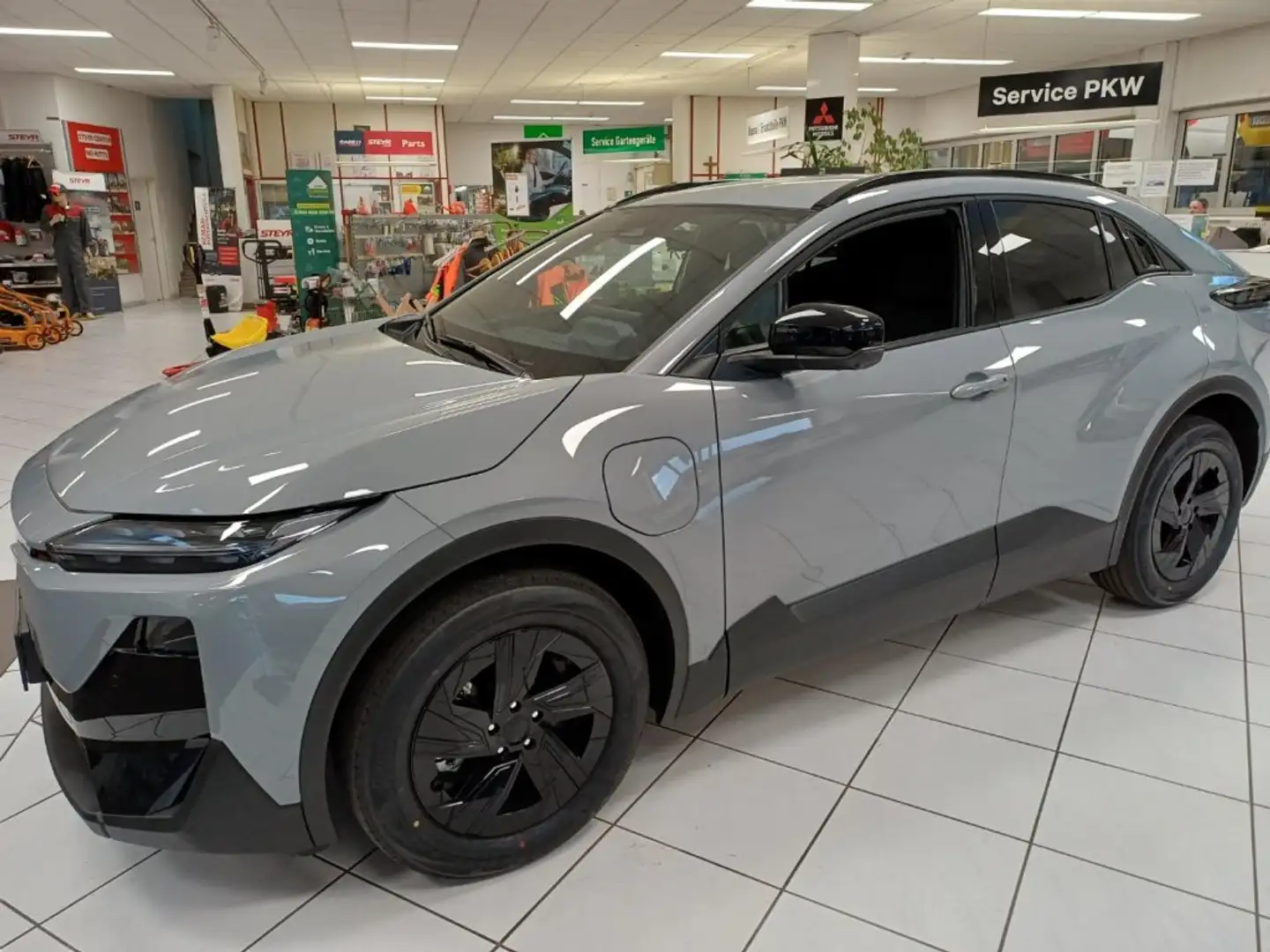 Subaru Uncharted Hikari 77kWh FWD Grau - 1