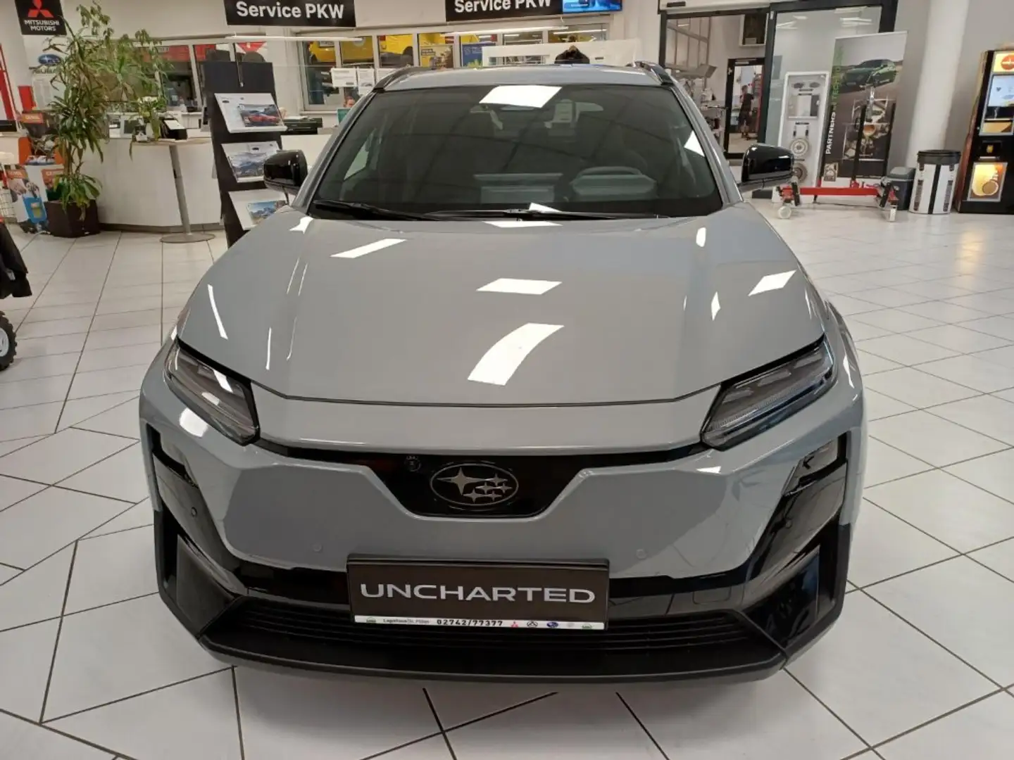 Subaru Uncharted Hikari 77kWh FWD Grau - 2