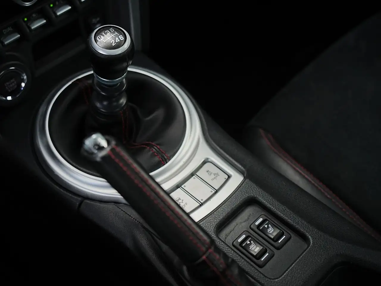 Subaru BRZ снимка Subaru BRZ