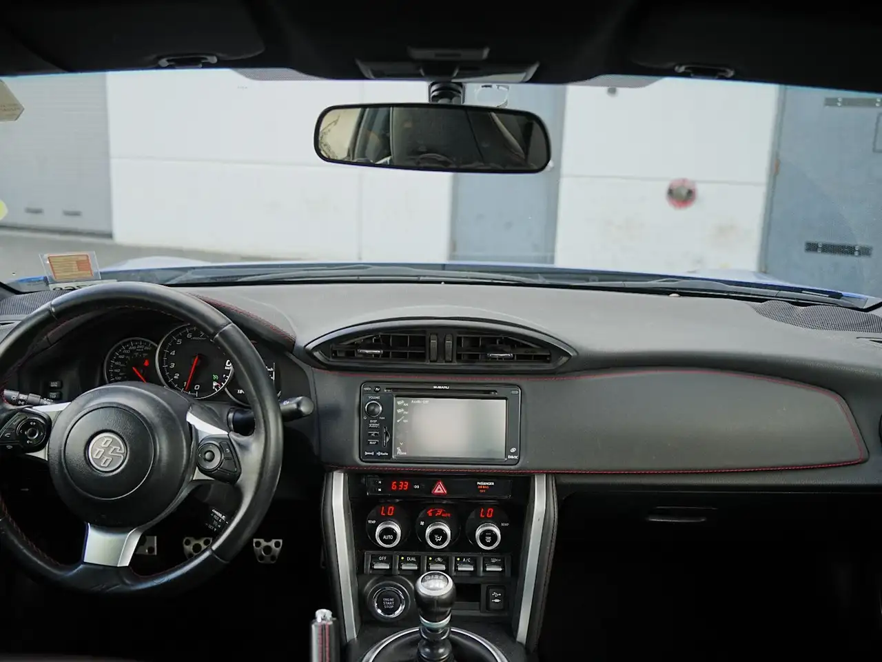 Subaru BRZ снимка Subaru BRZ