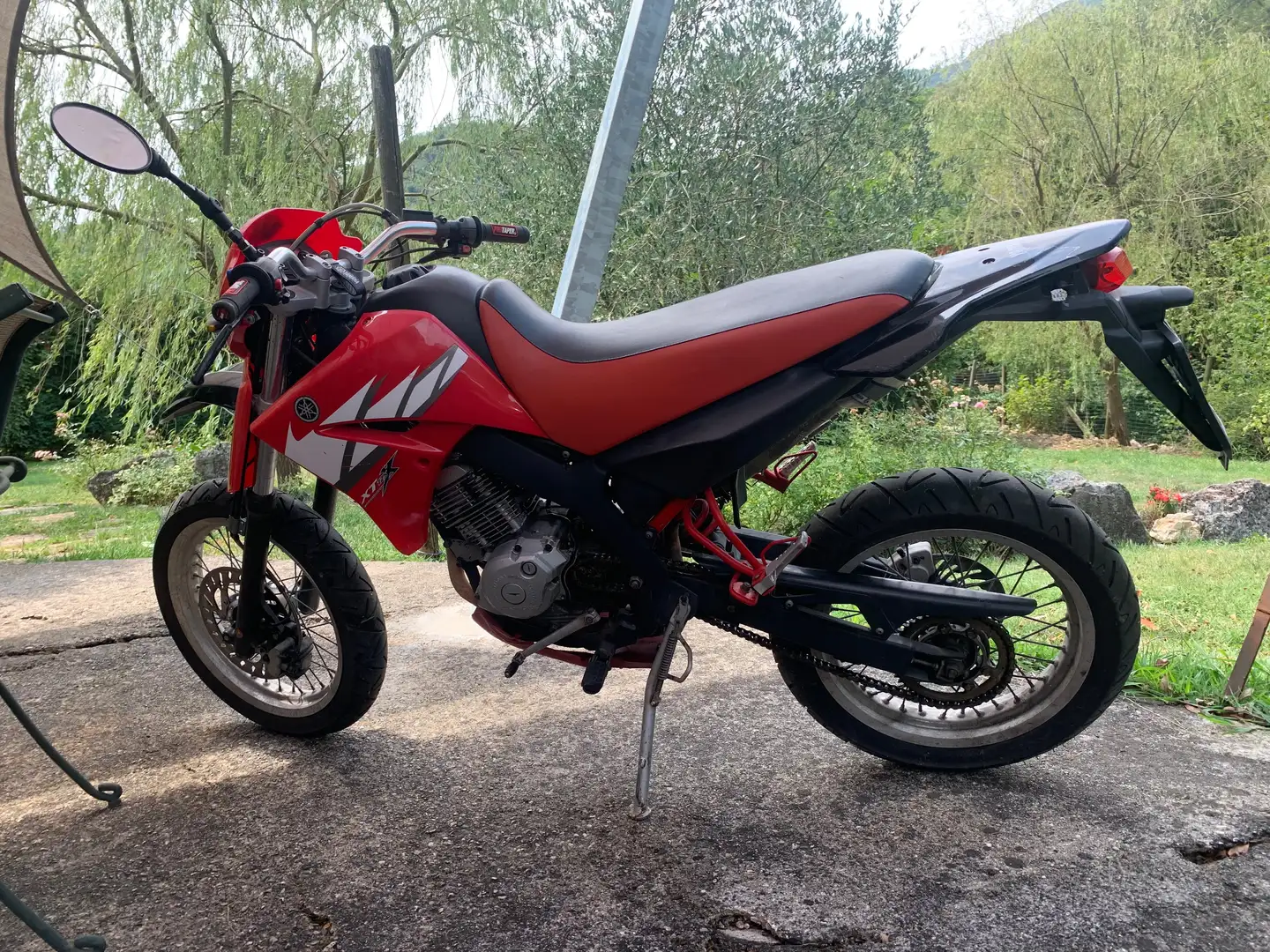 Yamaha XT 125 X Rouge - 1
