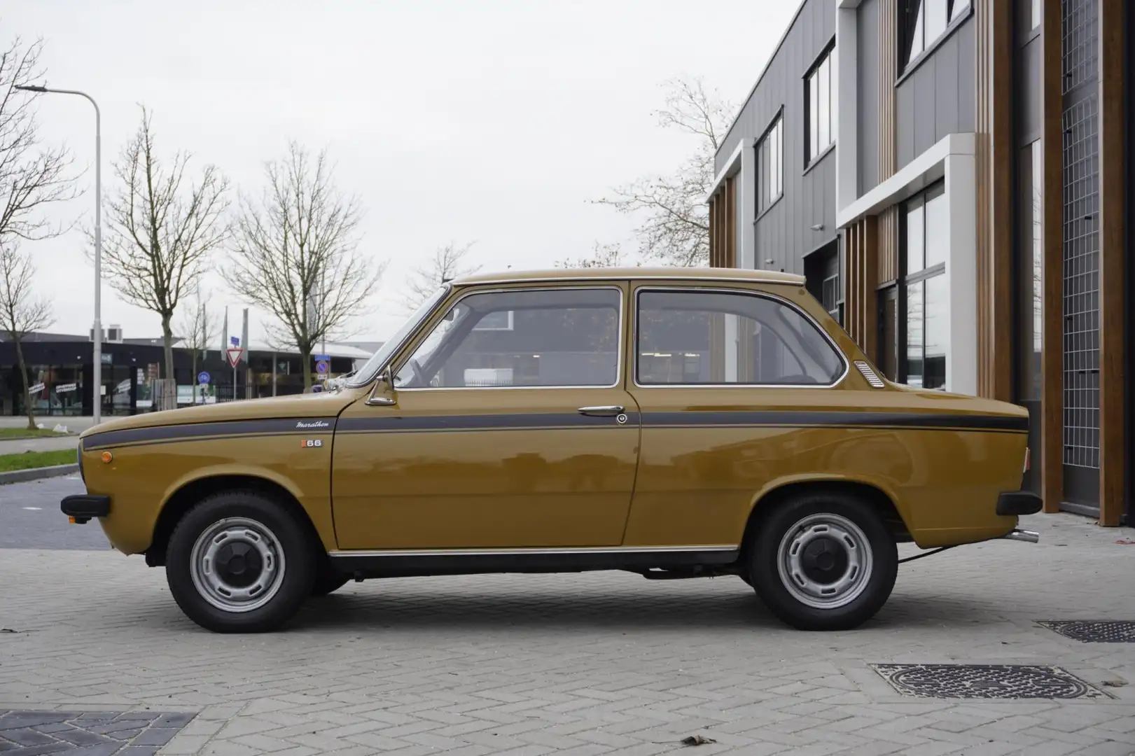 Oldtimer Daf 66 Marathon Geel - 2