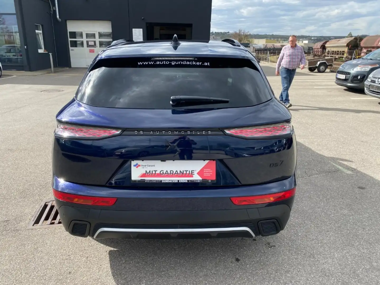 DS Automobiles DS 7 Performance Line + 1,5BHDi130EAT8 Albastru - 2