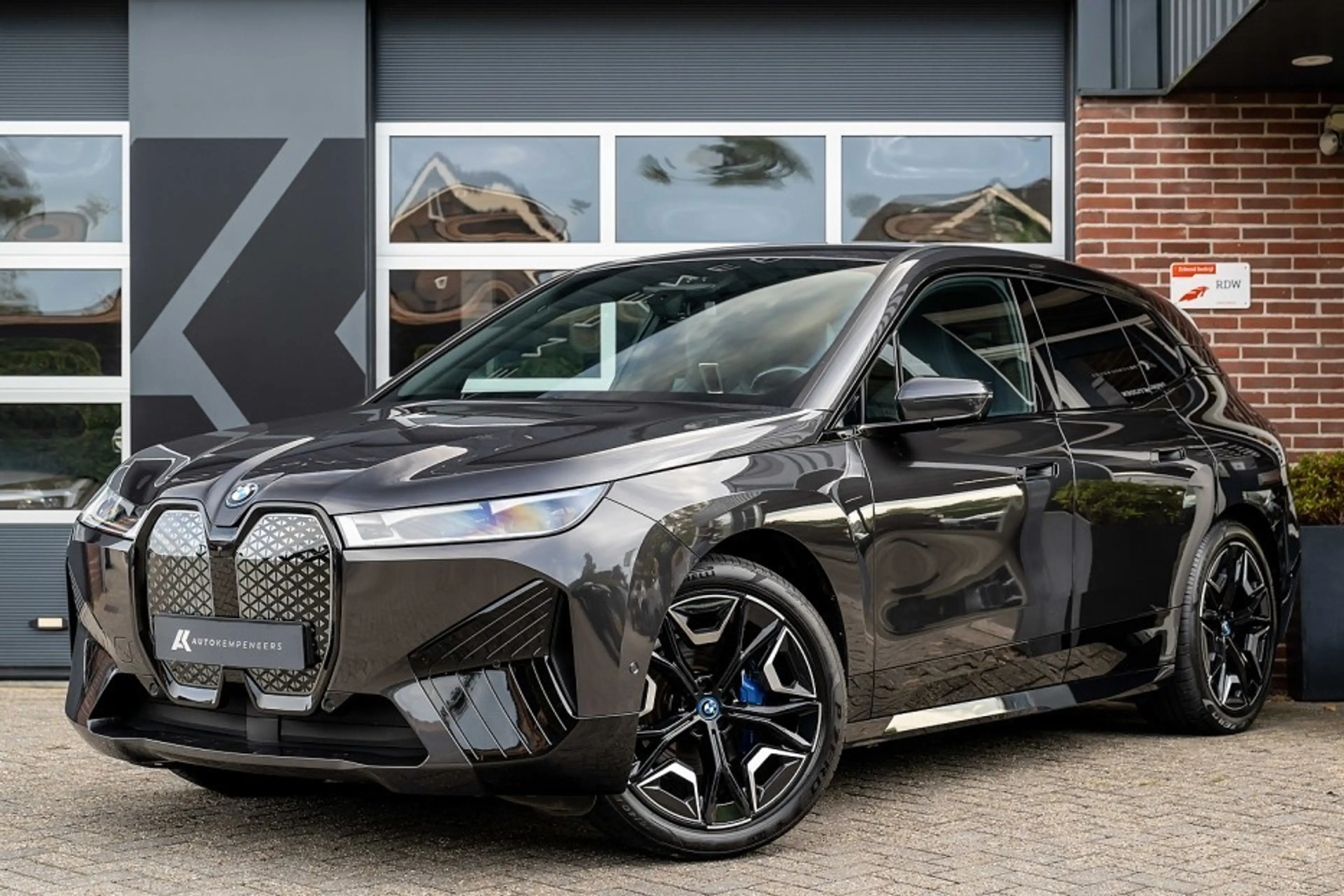 BMW iX xDrive40 Sportpakket | Multifunctionele Stoelen |