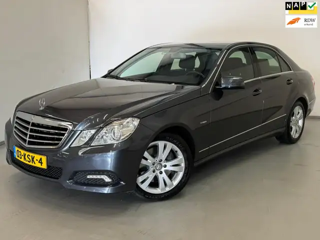 Mercedes-Benz E 250 CGI Avantgarde / NL-auto / Trekhaak
