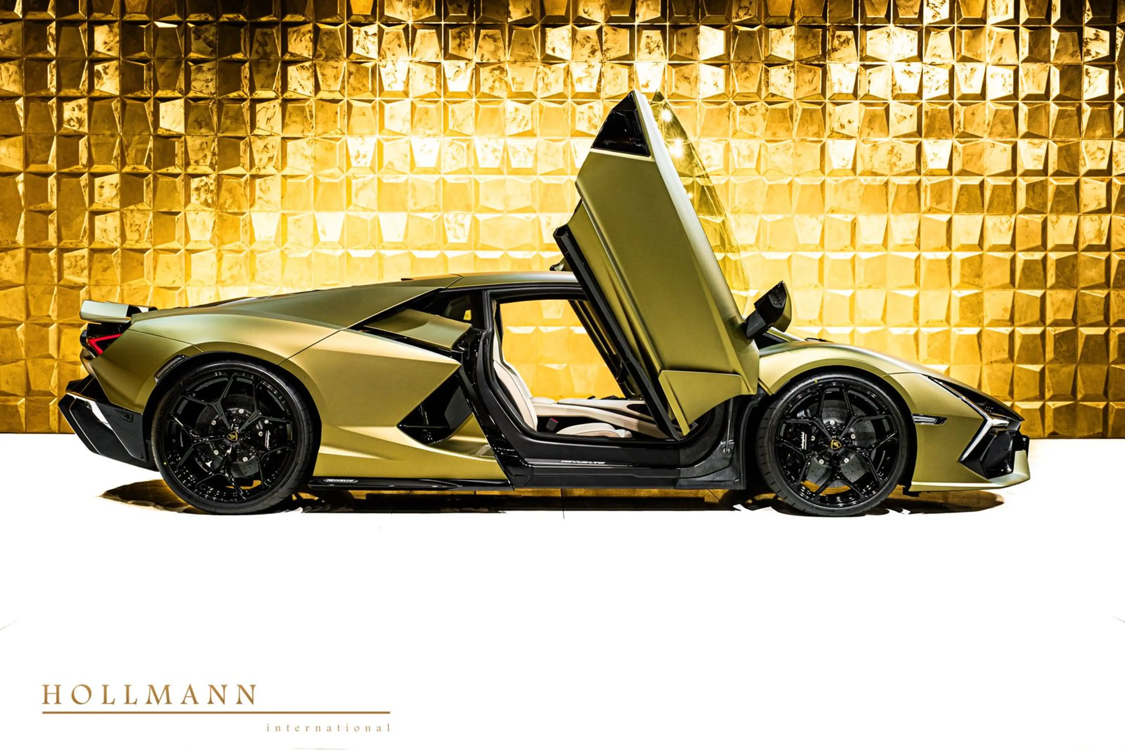 Lamborghini Revuelto CARBON + SONUS FABER + PROD. 2026 — photo 9