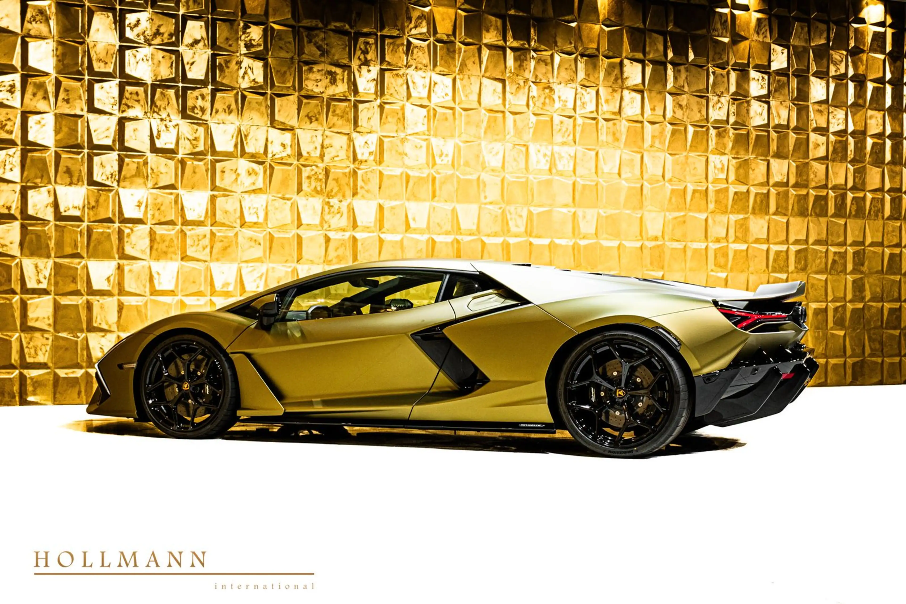 Lamborghini Revuelto CARBON + SONUS FABER + PROD. 2026 — photo 4