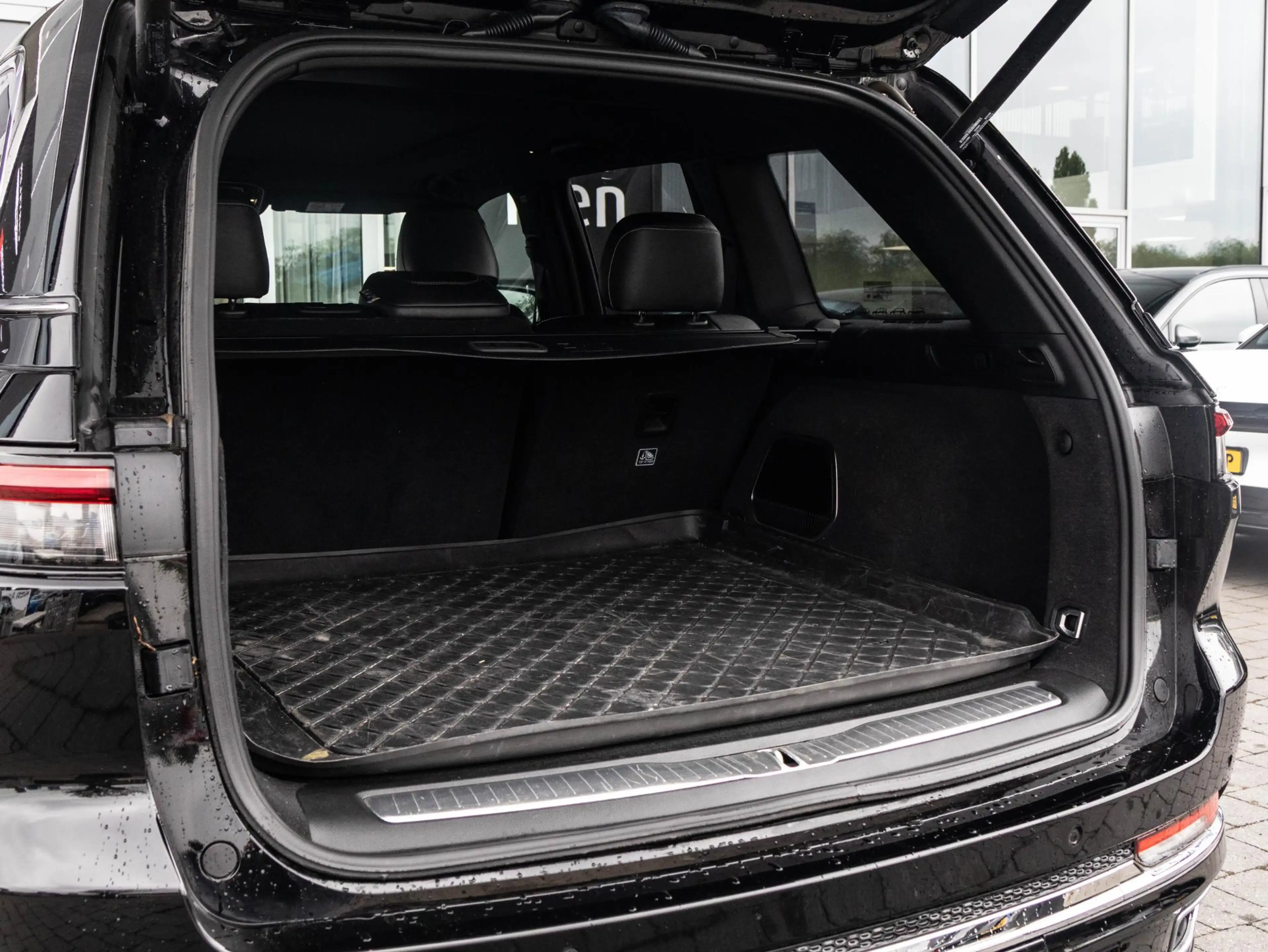 Jeep Grand Cherokee 2.0 Executive 4xe | Luchtvering | Pano-dak | Passe — photo 27