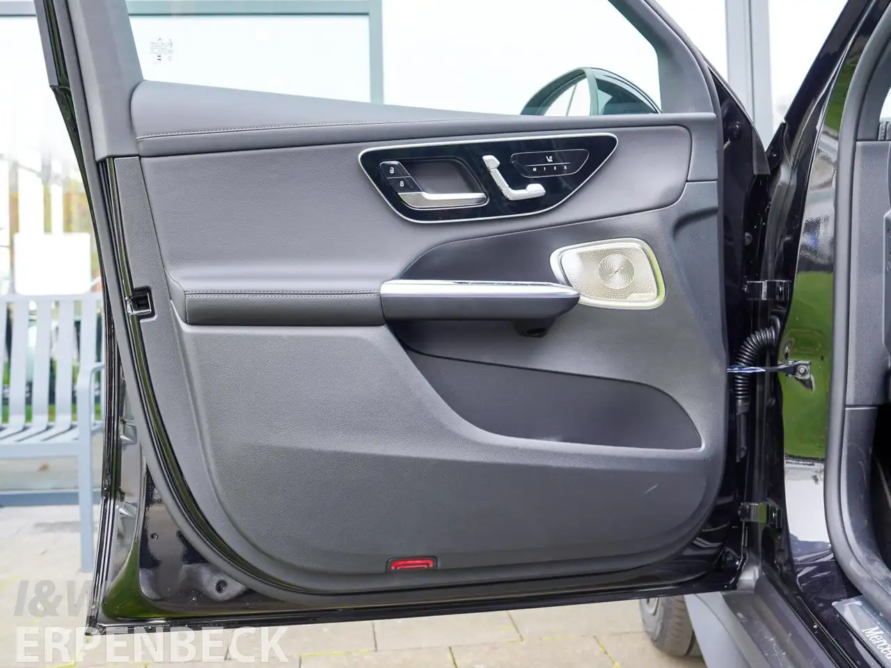 Mercedes-Benz GLC 300 GLC 300 de 4MATIC AMG Night-Paket 360Grad AHK 12