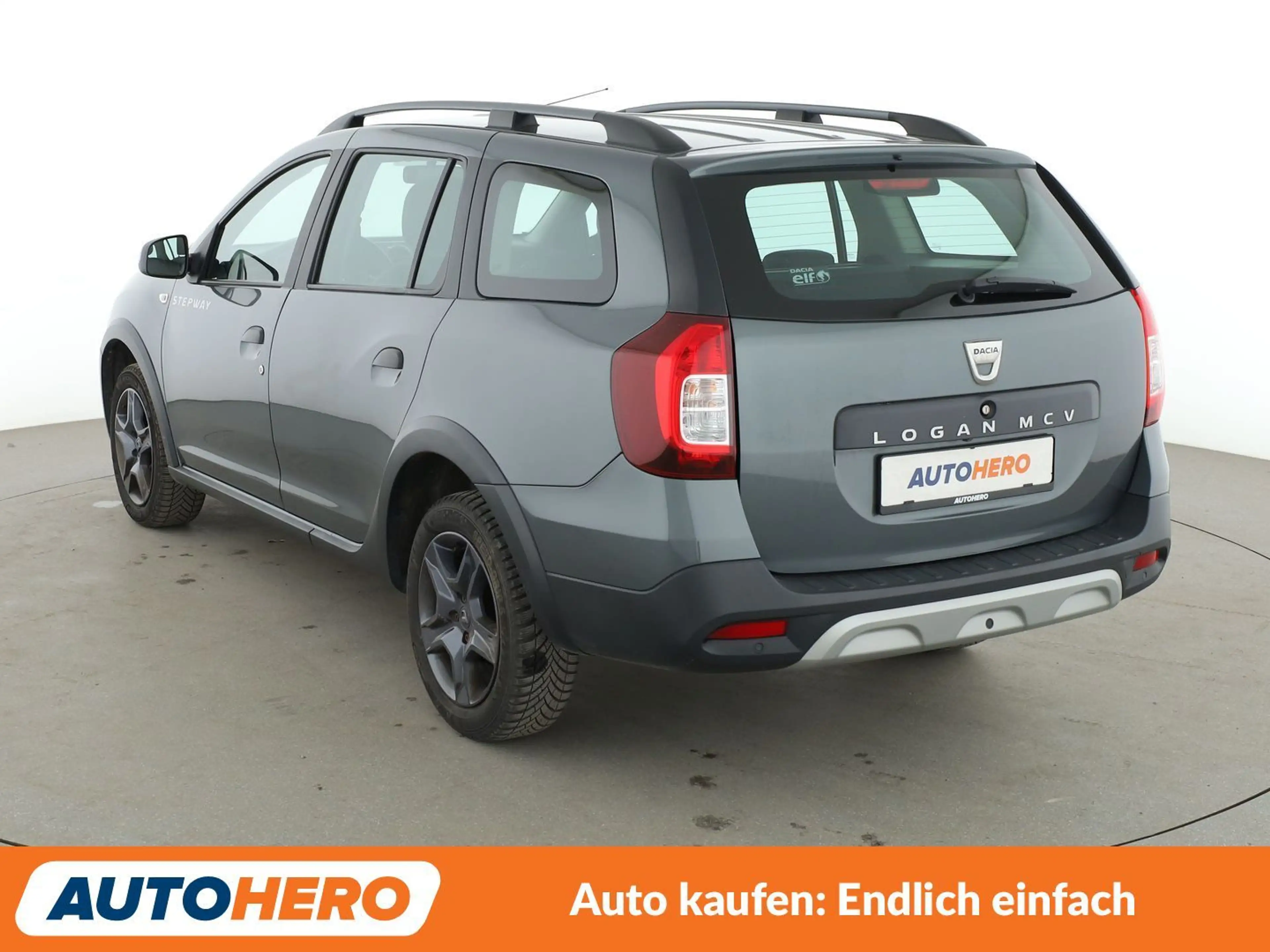 Dacia Logan 0.9 TCe Stepway Celebration Aut.*NAVI*CAM*PDC* — photo 4
