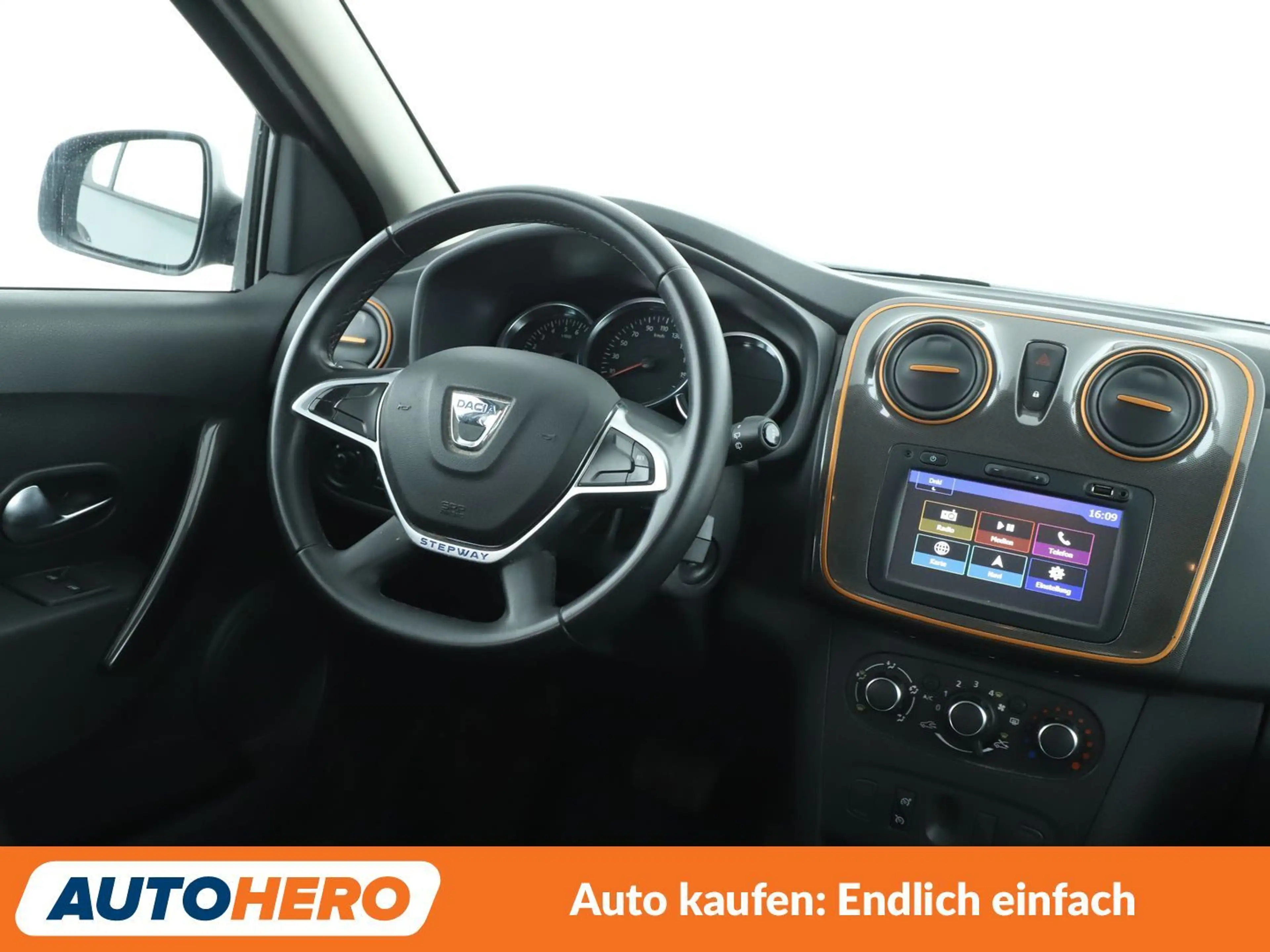Dacia Logan 0.9 TCe Stepway Celebration Aut.*NAVI*CAM*PDC* — photo 13