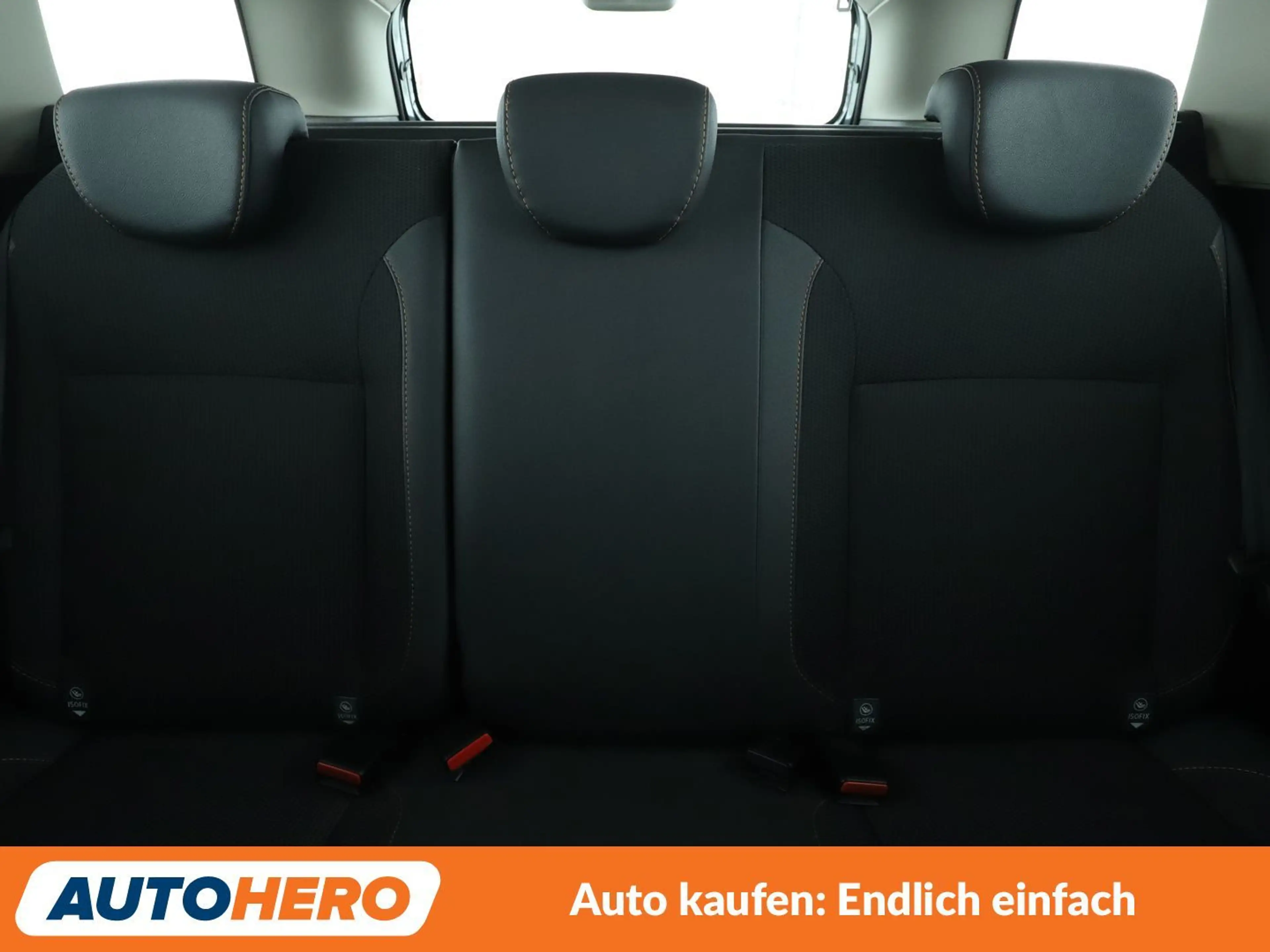Dacia Logan 0.9 TCe Stepway Celebration Aut.*NAVI*CAM*PDC* — photo 15