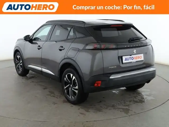 Peugeot 2008 view 4