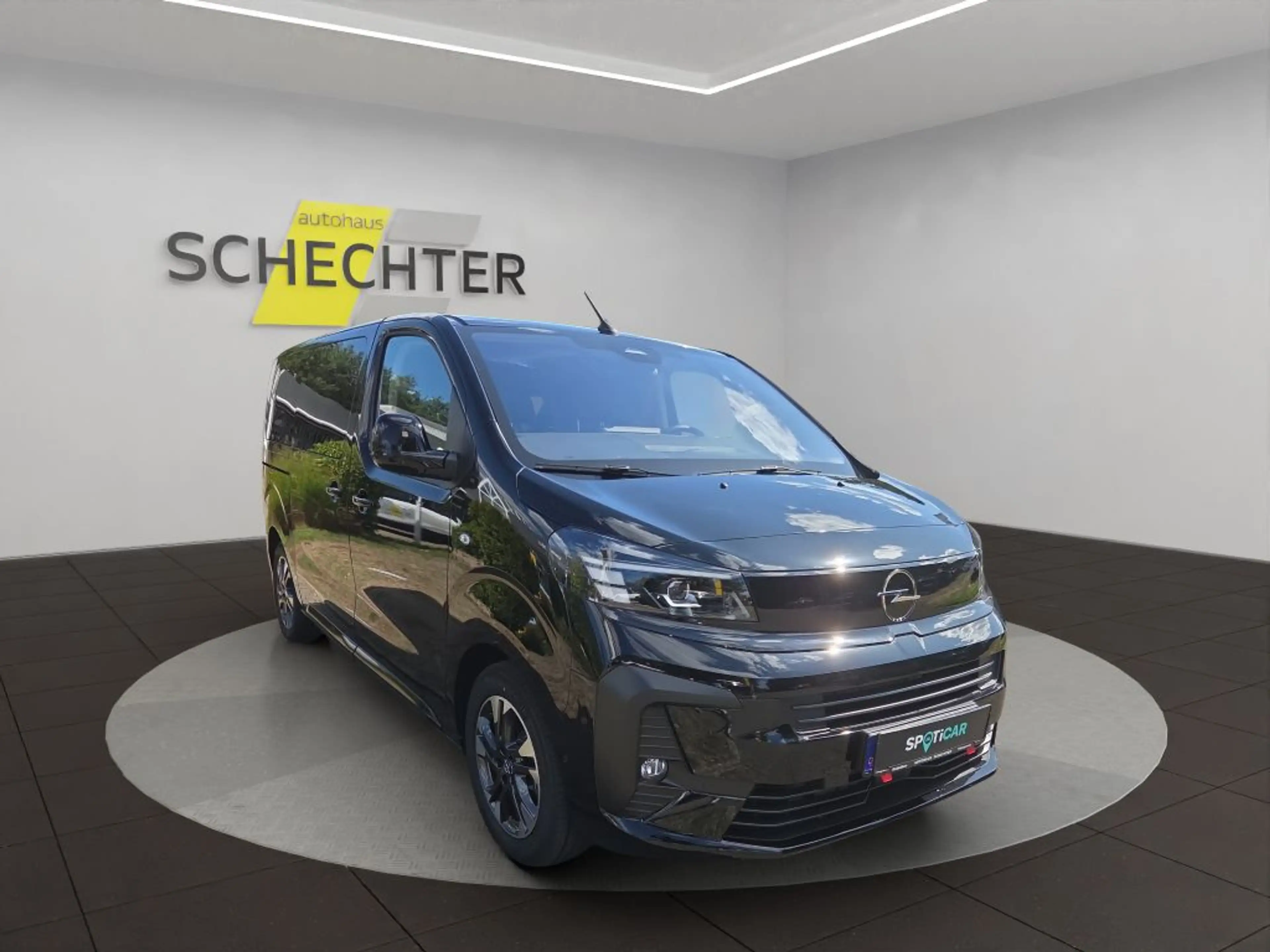 Opel Zafira 2.2 D Aut. 132 kW GS — photo 7