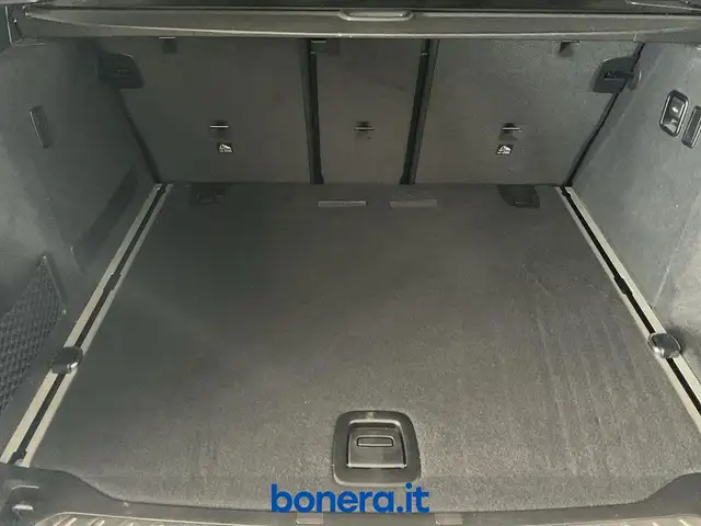 BMW X3 view 13