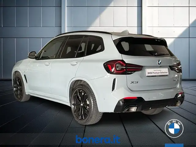 BMW X3 view 8