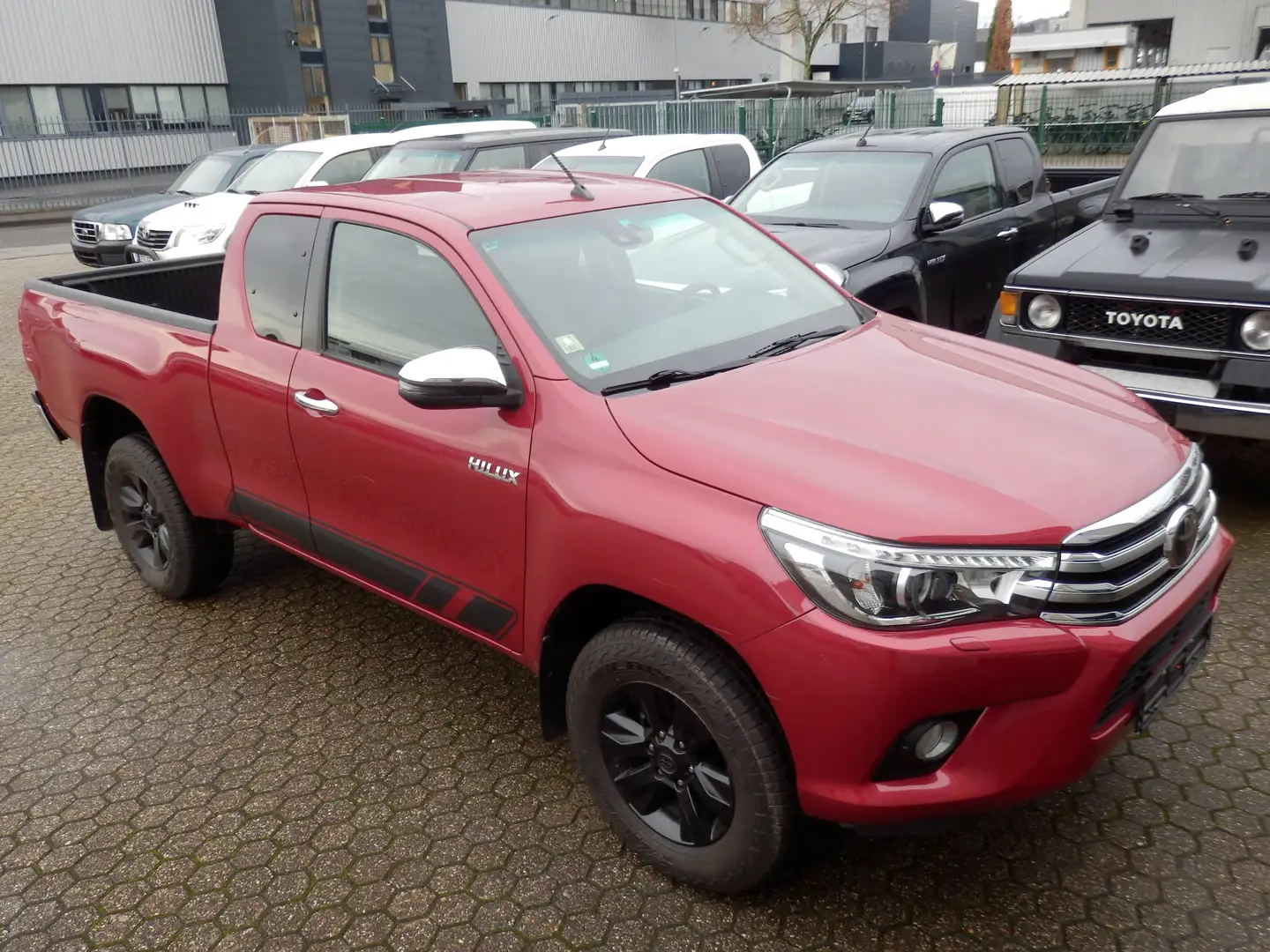 Toyota Hilux Extra Cab Comfort 4x4, Kamera, AHK, Relax Garantie Rouge - 1