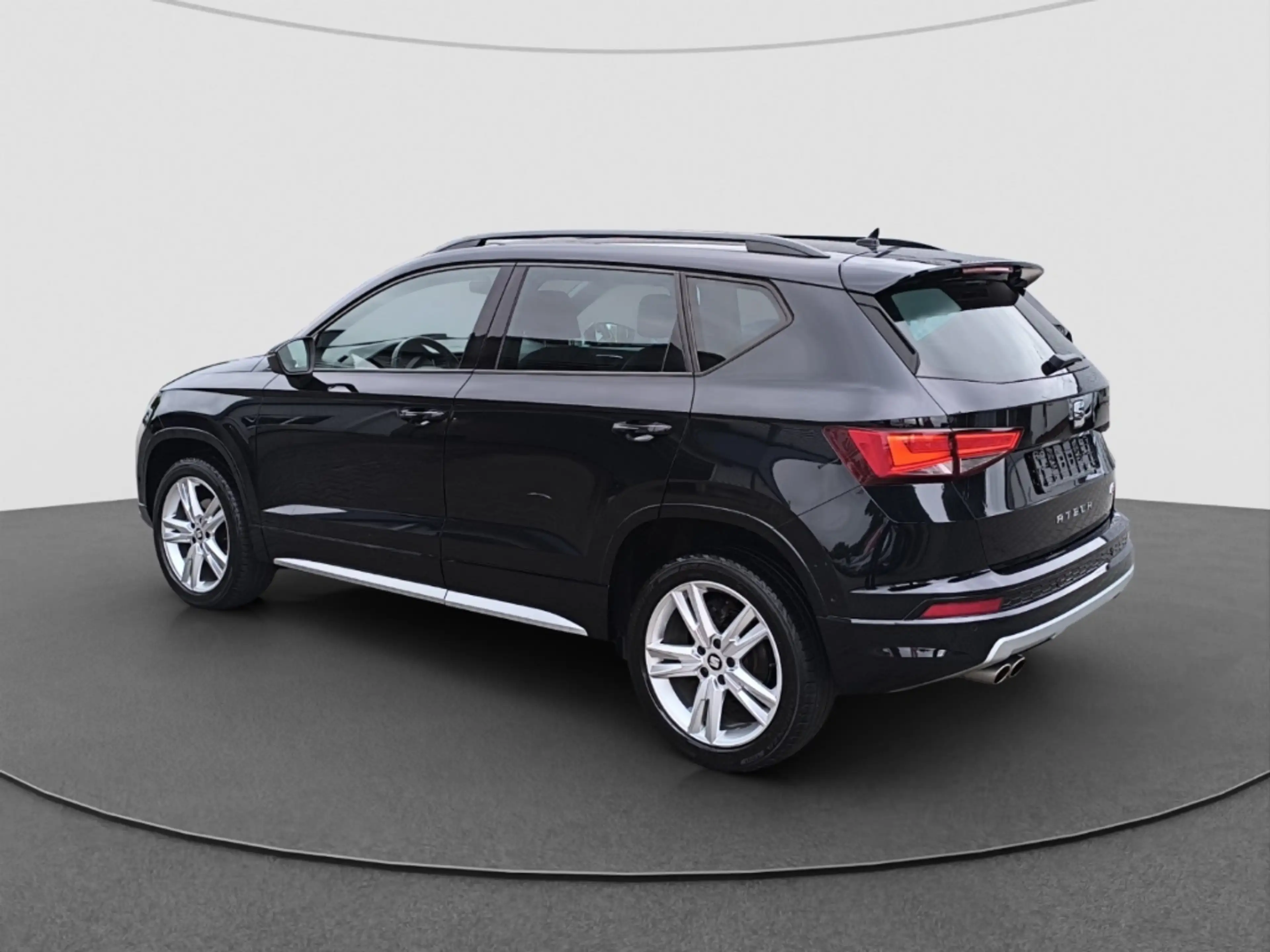 SEAT Ateca 1.5 TSI DSG FR AHK NAVI PARK-ASSIST — photo 8