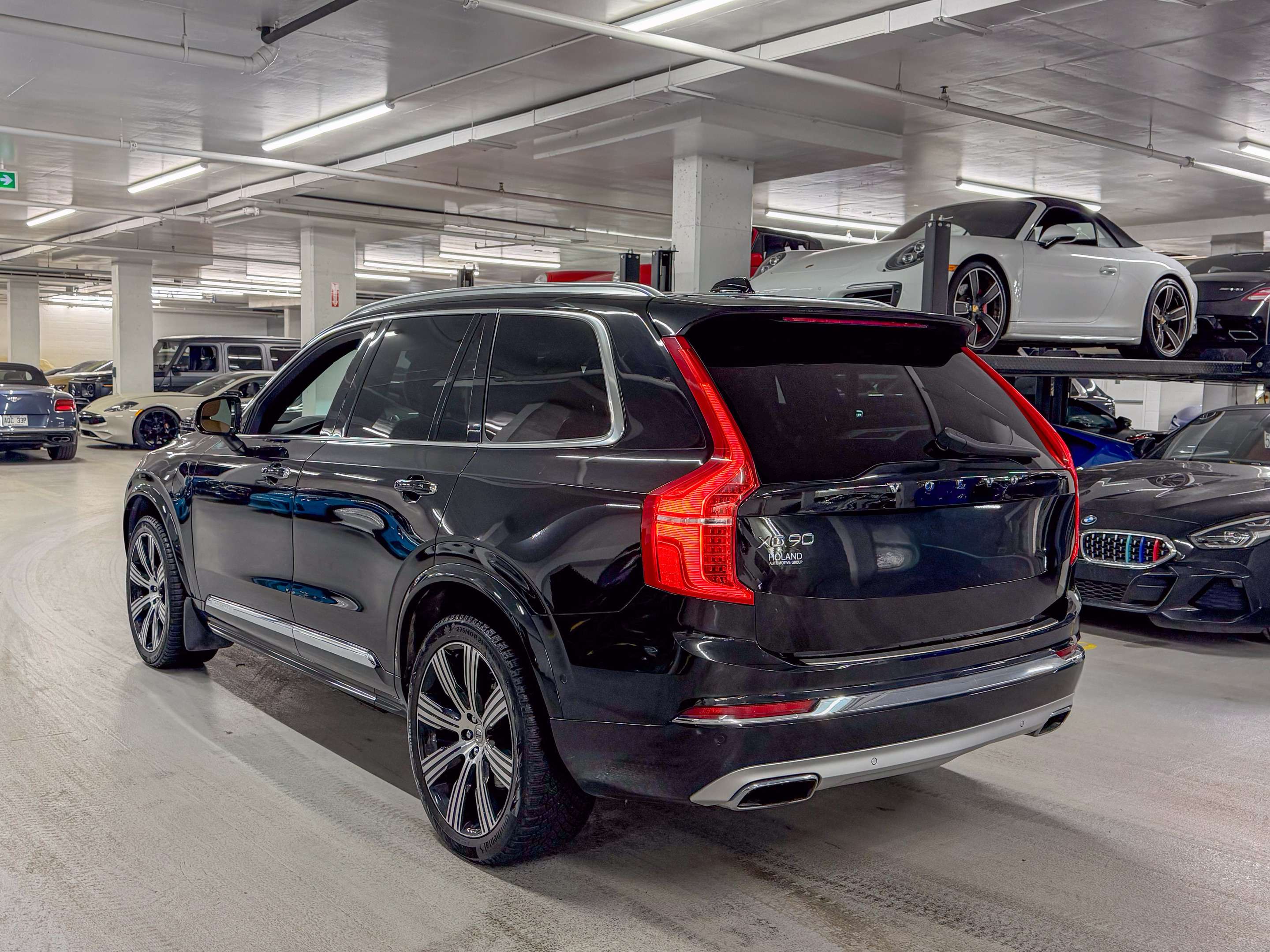 2021 Volvo XC90 Recharge T8 eAWD - 7 Passengers alt 4