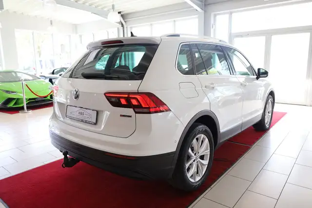 Volkswagen Tiguan view 7