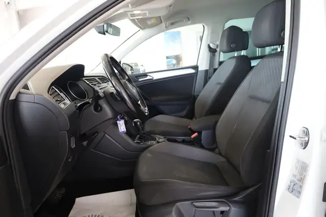 Volkswagen Tiguan view 15