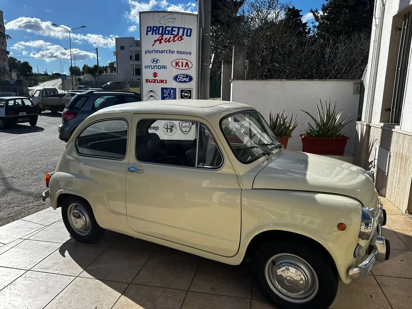 Fiat 600 D III Biały - 1