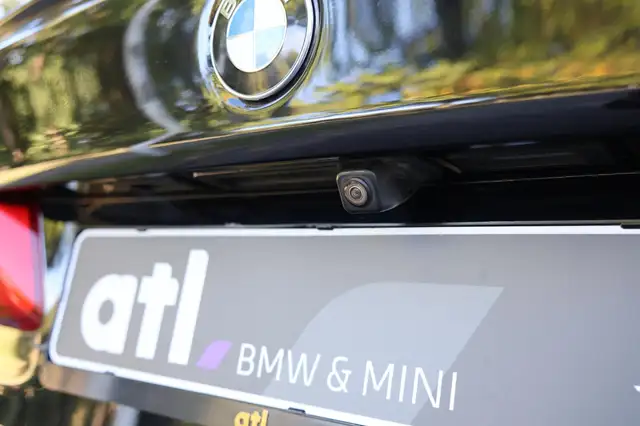 BMW 5 Series view 27