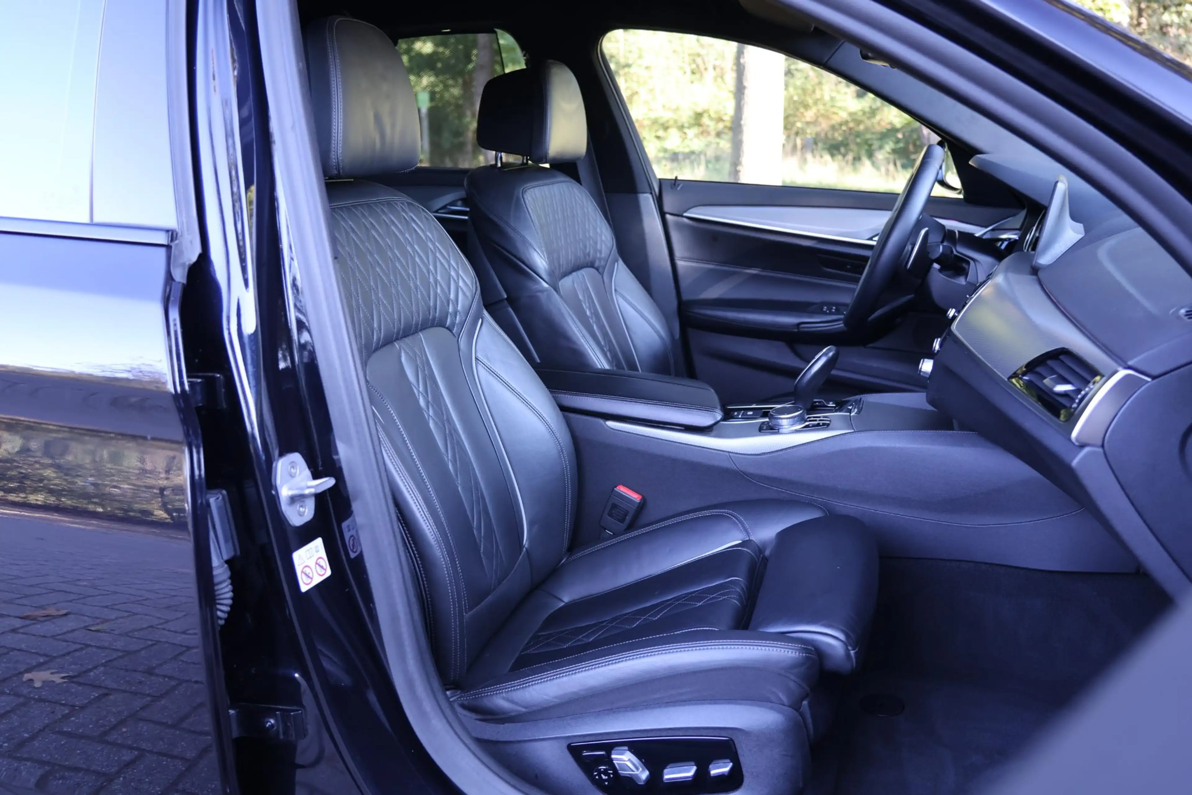 BMW M550 5-serie M550i xDrive Executive M-Sport | Merino le — photo 17