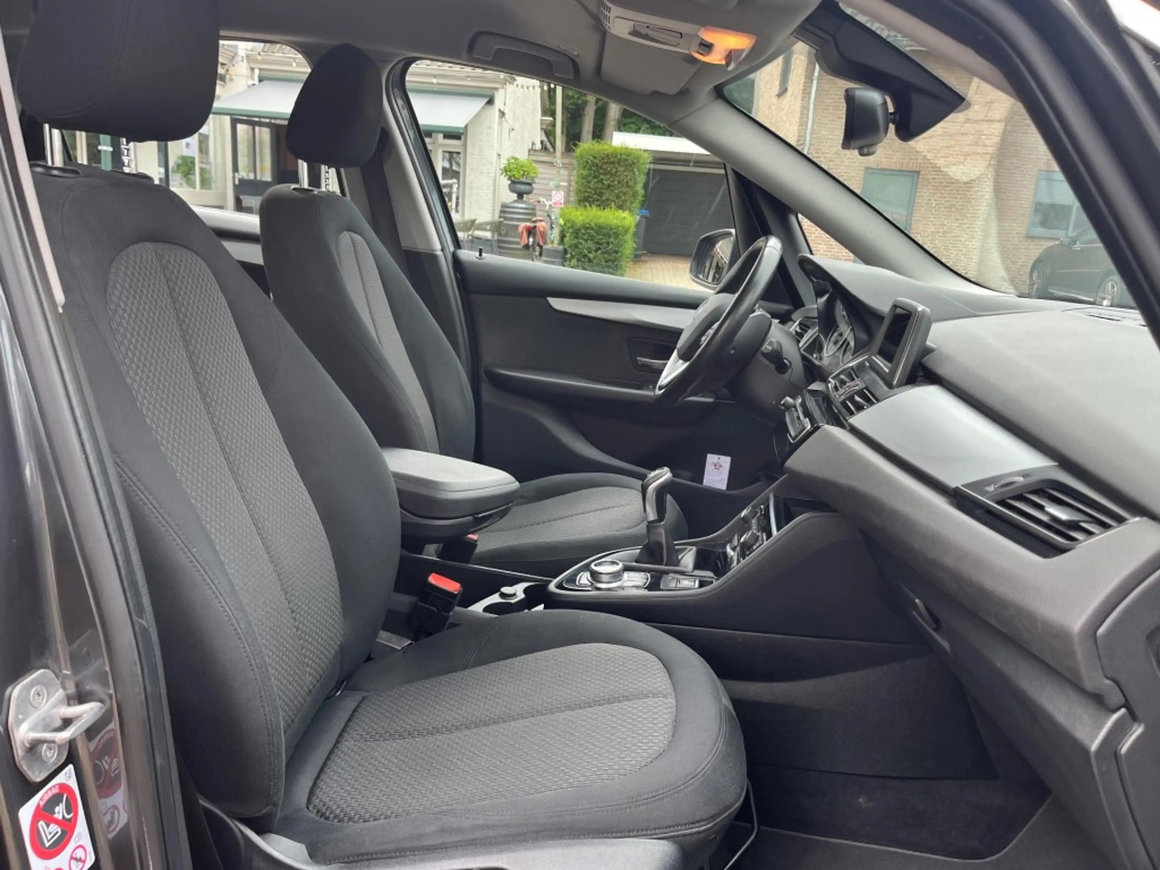 BMW 216 216I CENTENNIAL EXECUTIVE — photo 7