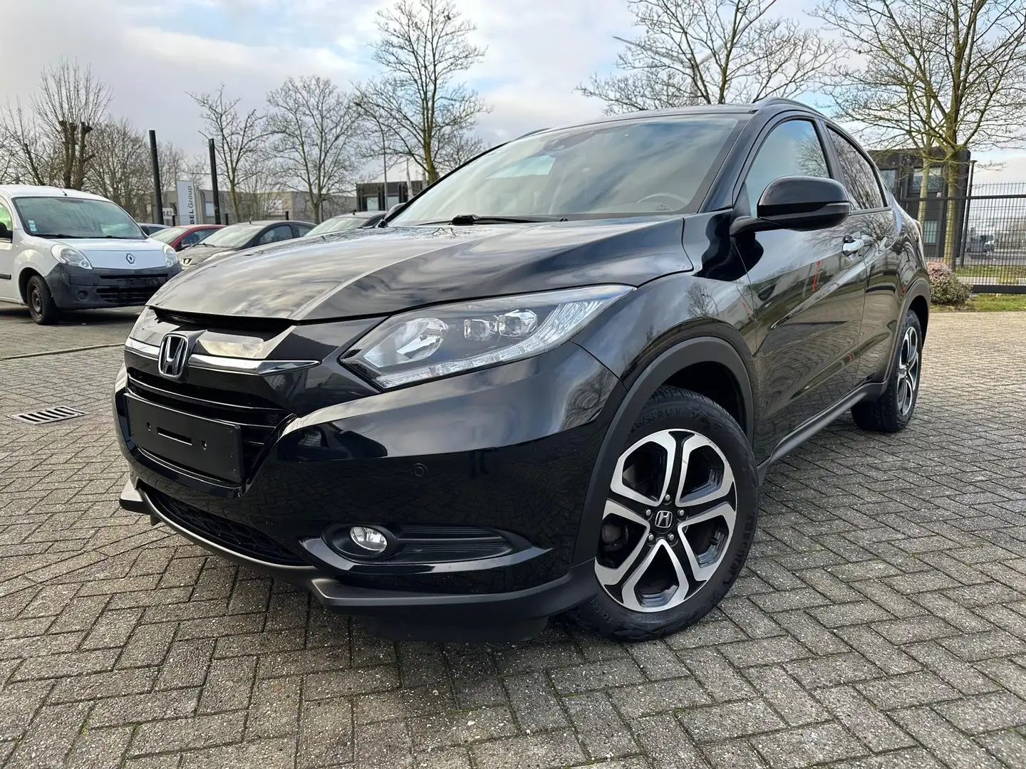 Honda HR-V HR-V 1.5 i-VTEC CVT Executive Schwarz - 1