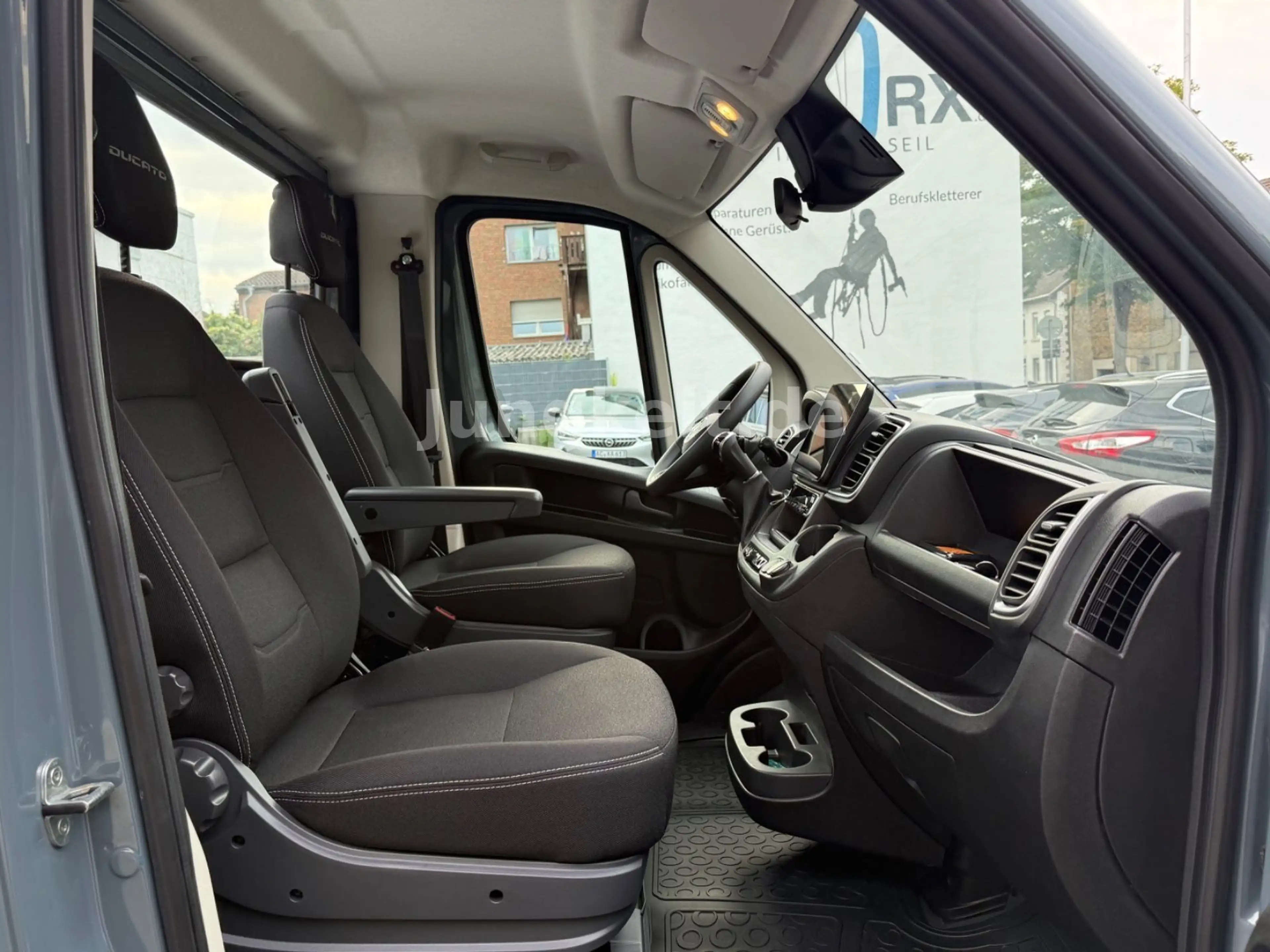 Fiat Ducato Abschleppwagen 3.5t *Euro6*AppleCarplay* — photo 14