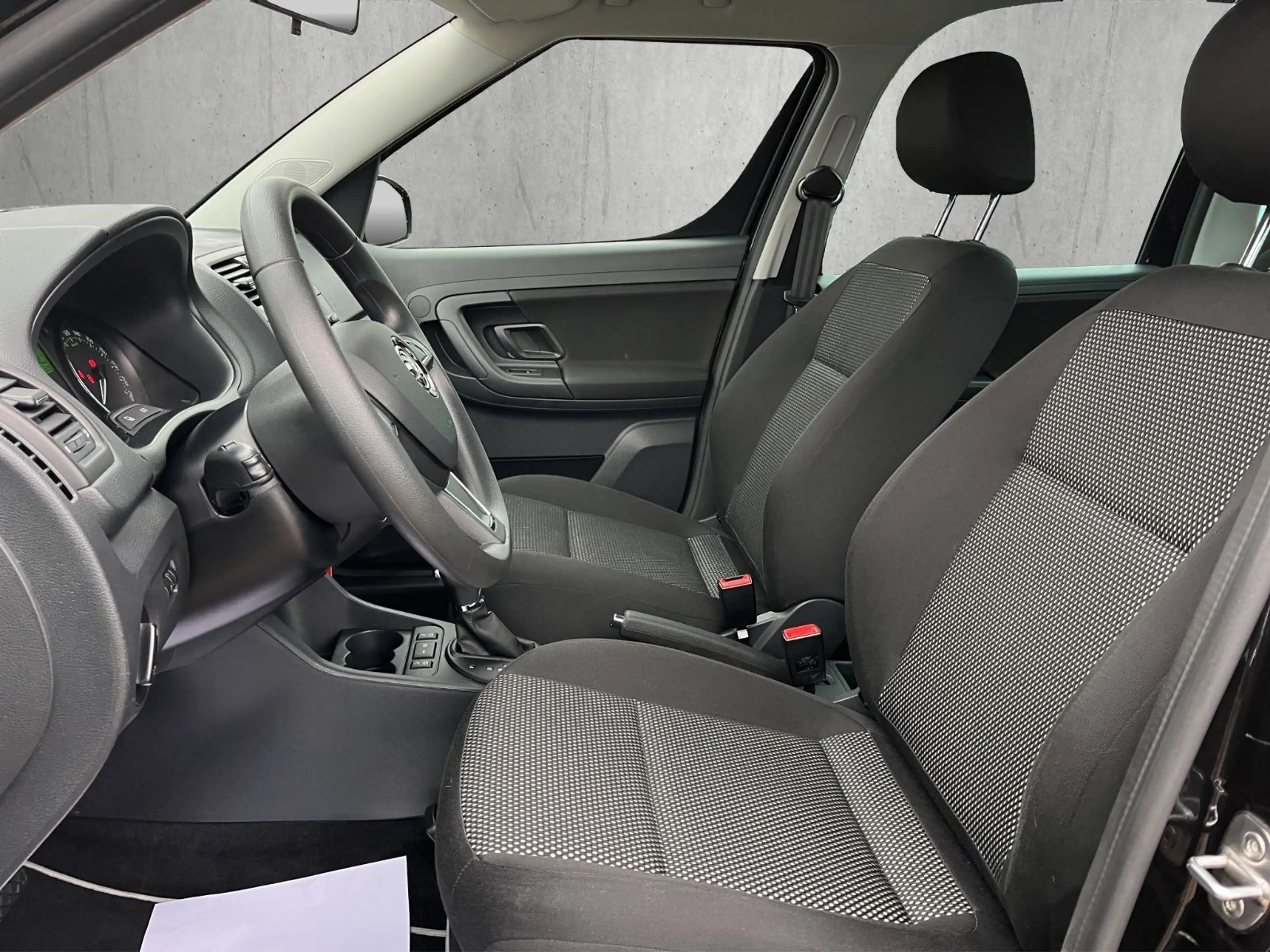 Skoda Roomster Scout AHK/PDC/KLIMA — photo 11