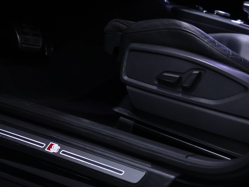 Audi Q5 2.0 TFSI quattro Sport S Line [SCHUIFKANTELDAK, AP — photo 12