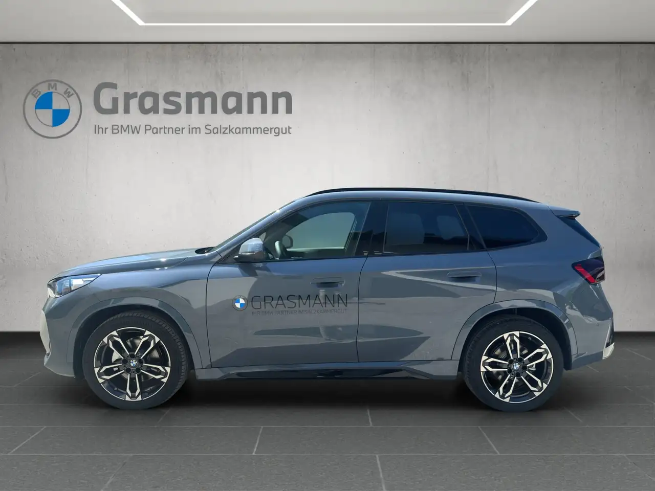 BMW iX1 2026