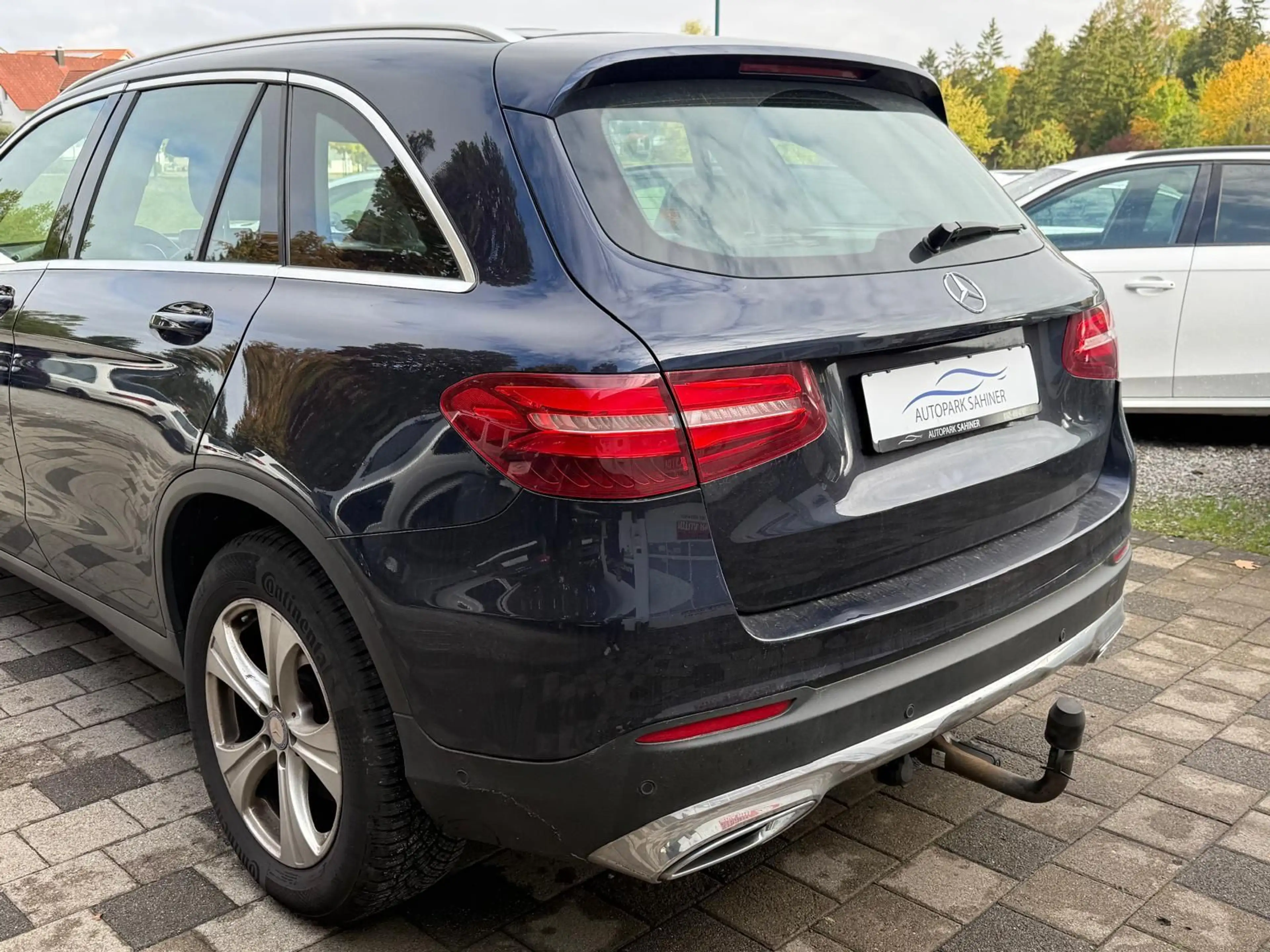 Mercedes-Benz GLC 250 *4M*AHK*2.HAND*ACC* — photo 12