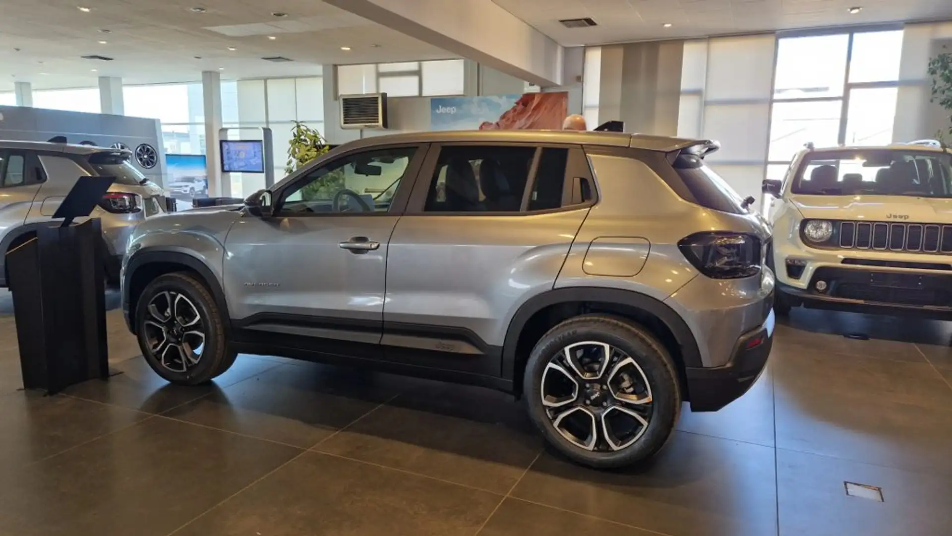 Jeep Avenger 1.2 Turbo Summit - VARI COLORI KM ZERO Grigio - 1