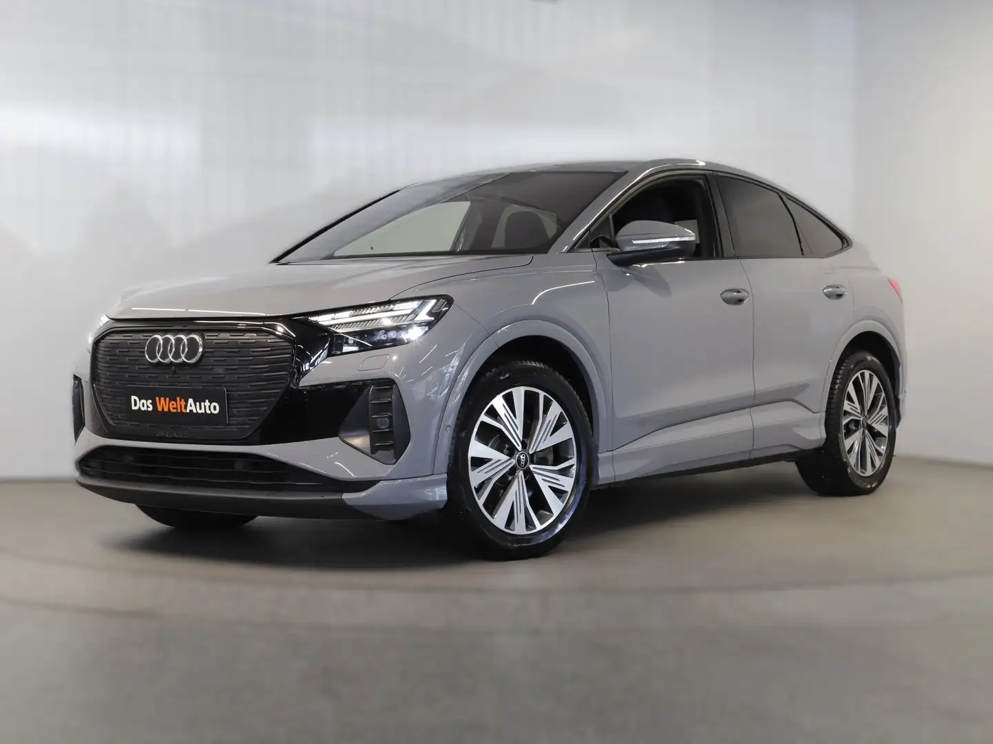 Audi Q4 e-tron Audi Q4 Sportback 50 e-tron quattro Grau - 1