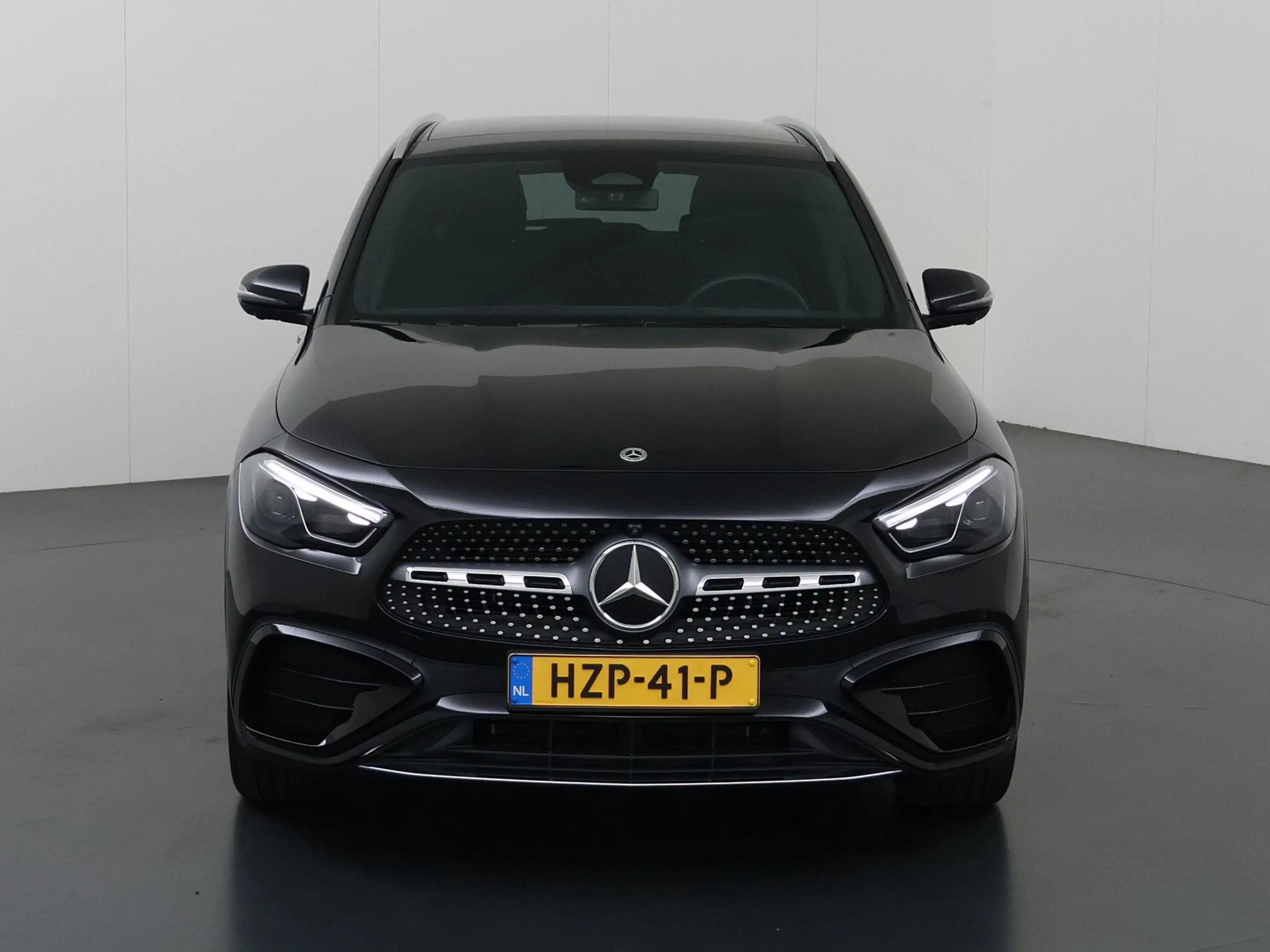 Mercedes-Benz GLA 250 e Business Solution AMG | Panoramadak | 360 graden — photo 3