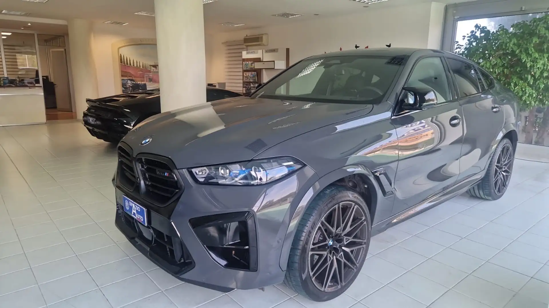 BMW X6 M X6 M F96 LCI 2023 4.4 Competition auto Gris - 1