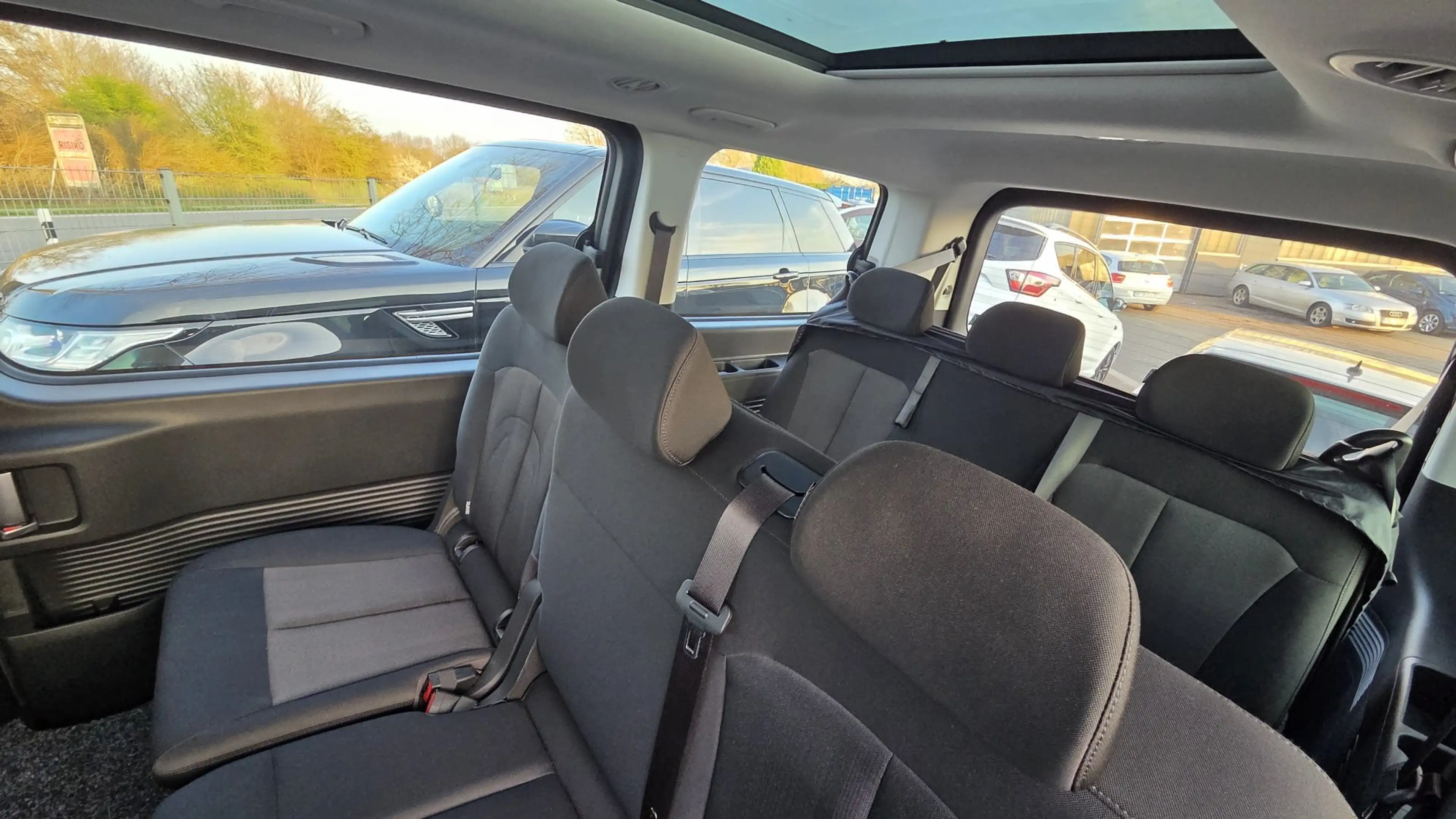 Hyundai STARIA Trend 2WD 9 Sitzer Anhängerkupplung — photo 15