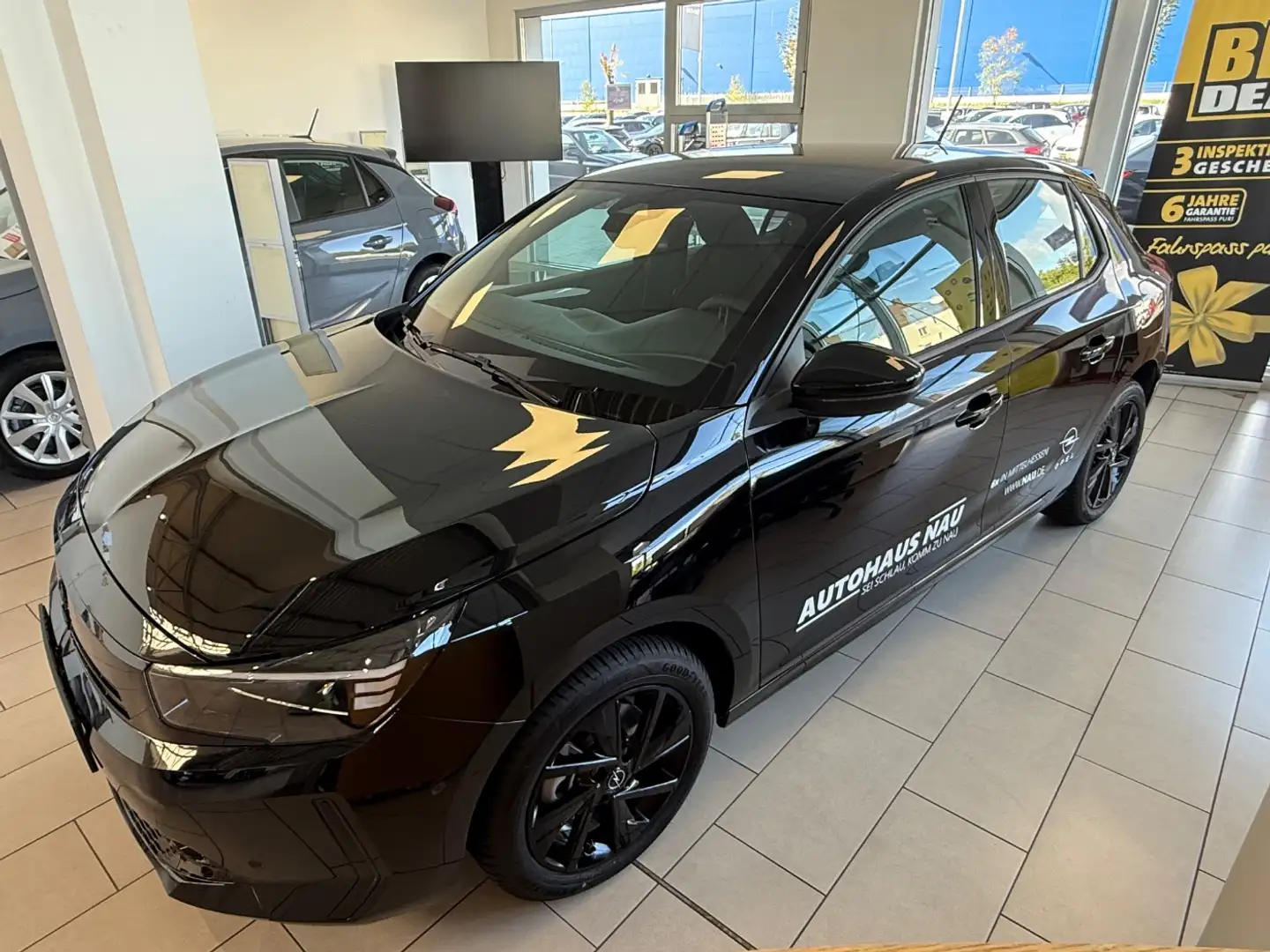 Opel Corsa 1.2 Turbo GS LED+SHZ+Fernlichtass. Inkl. Inspektio Schwarz - 2