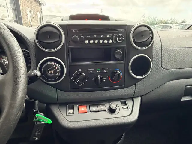 Peugeot Partner view 14