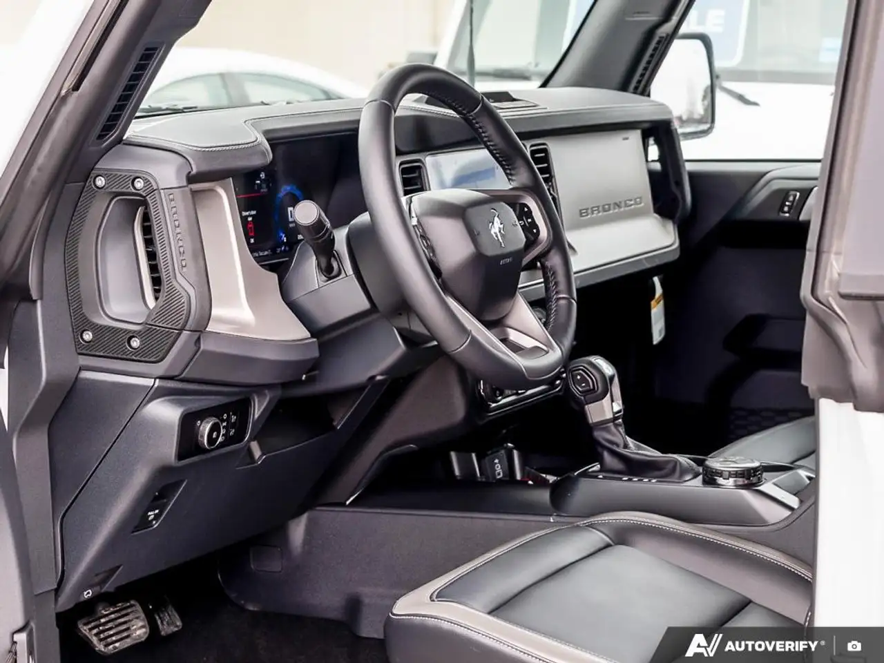 Ford Bronco снимка Ford Bronco