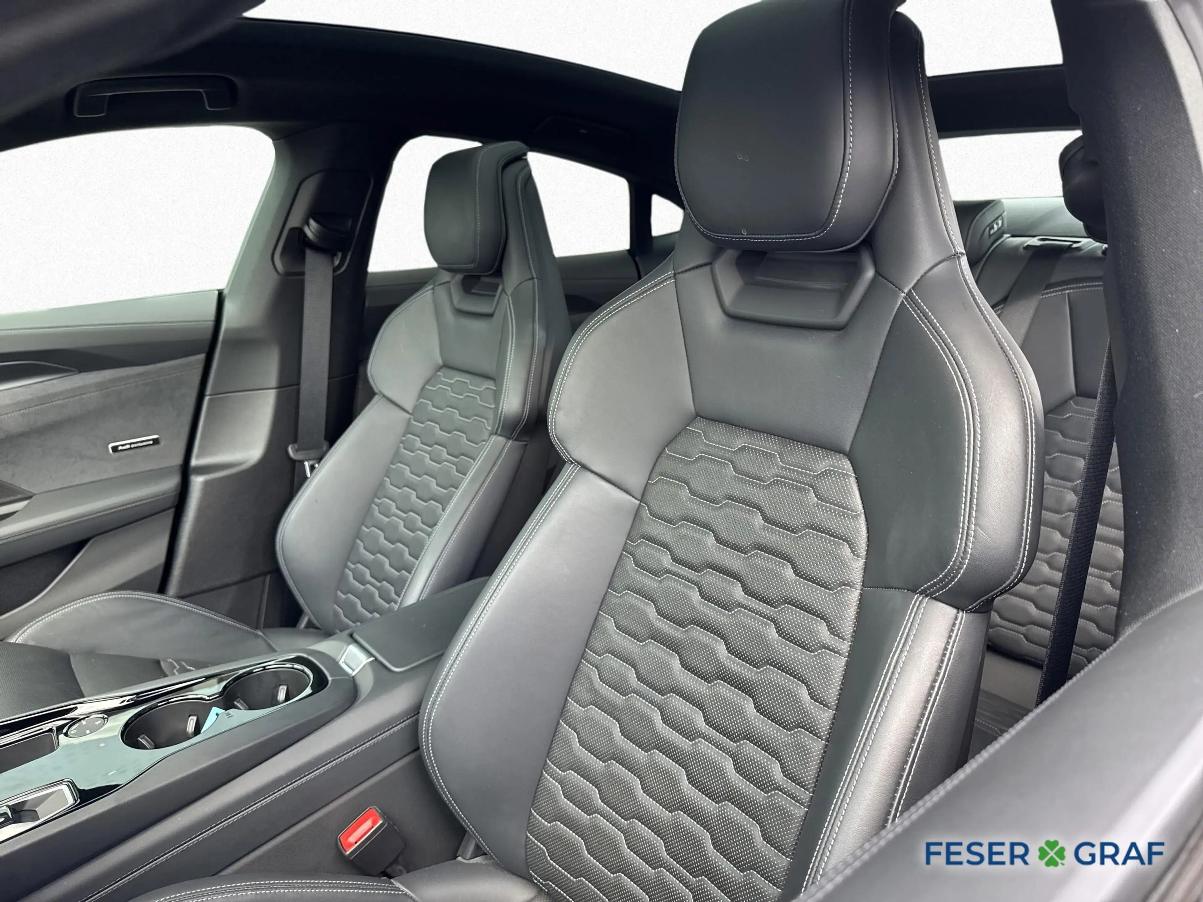 Audi e-tron GT quattro 350 KW - B&O - ACC - HEAD-UP — photo 10