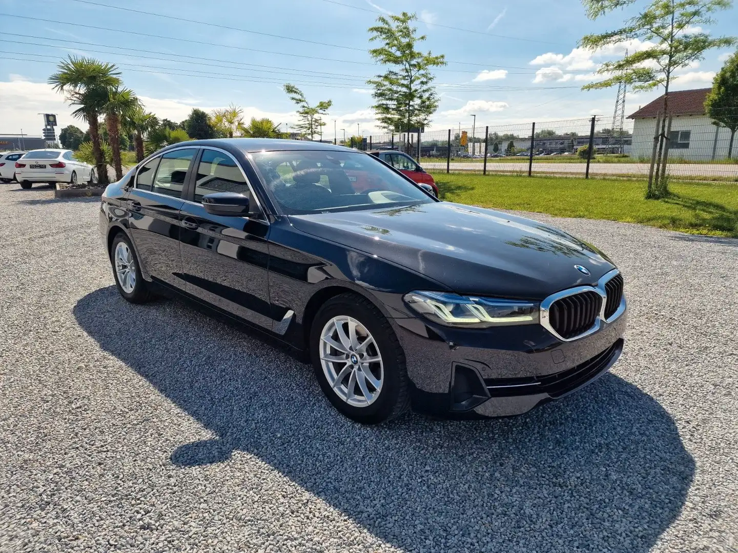 BMW 520 d Limo.,Aut.,Leder,LiveCock.Prof.,Laser,HUD Noir - 1